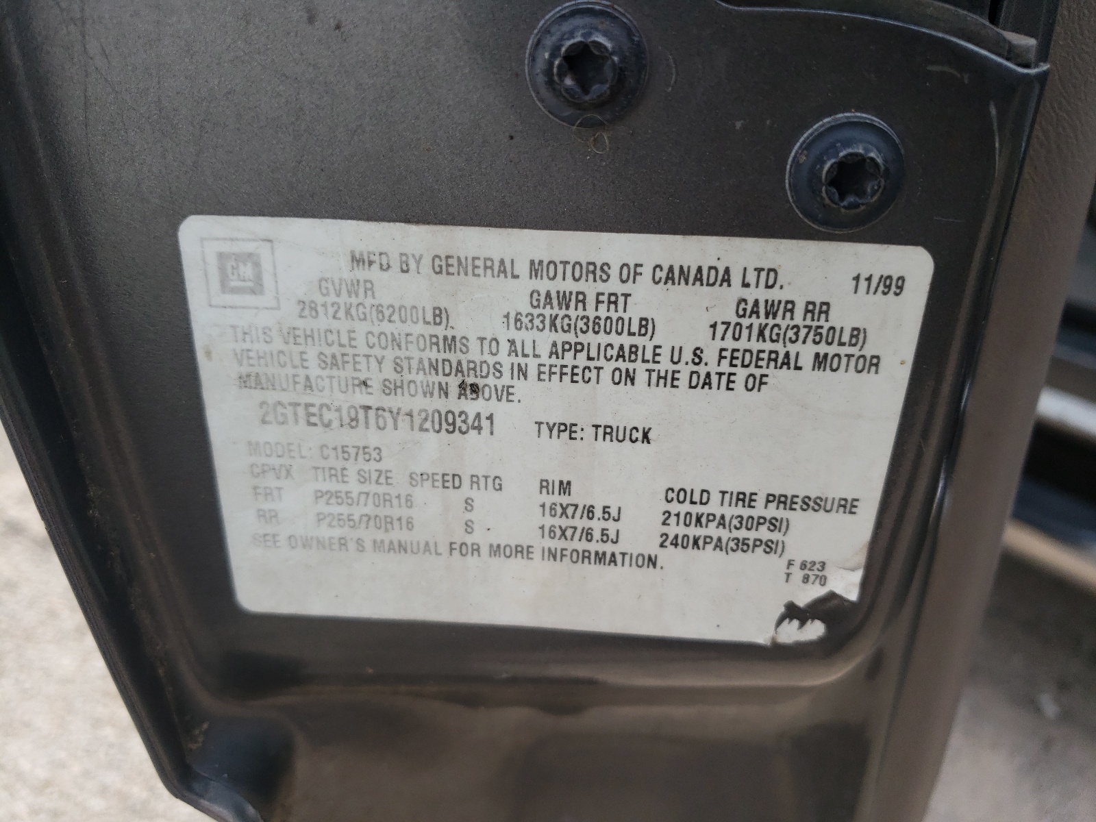 Фото 10 с аукциона – 2000 GMC NEW SIERRA с VIN 2GTEC19T6Y1209341