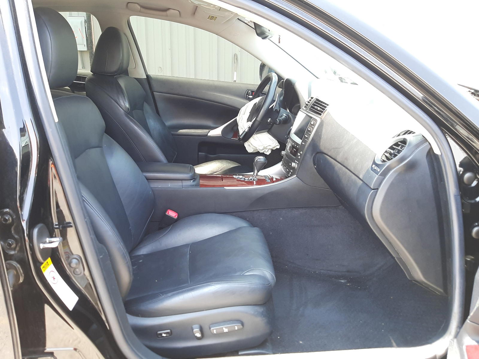 Photo 5 from auction – 2007 LEXUS IS 250 with VIN JTHBK262972032305