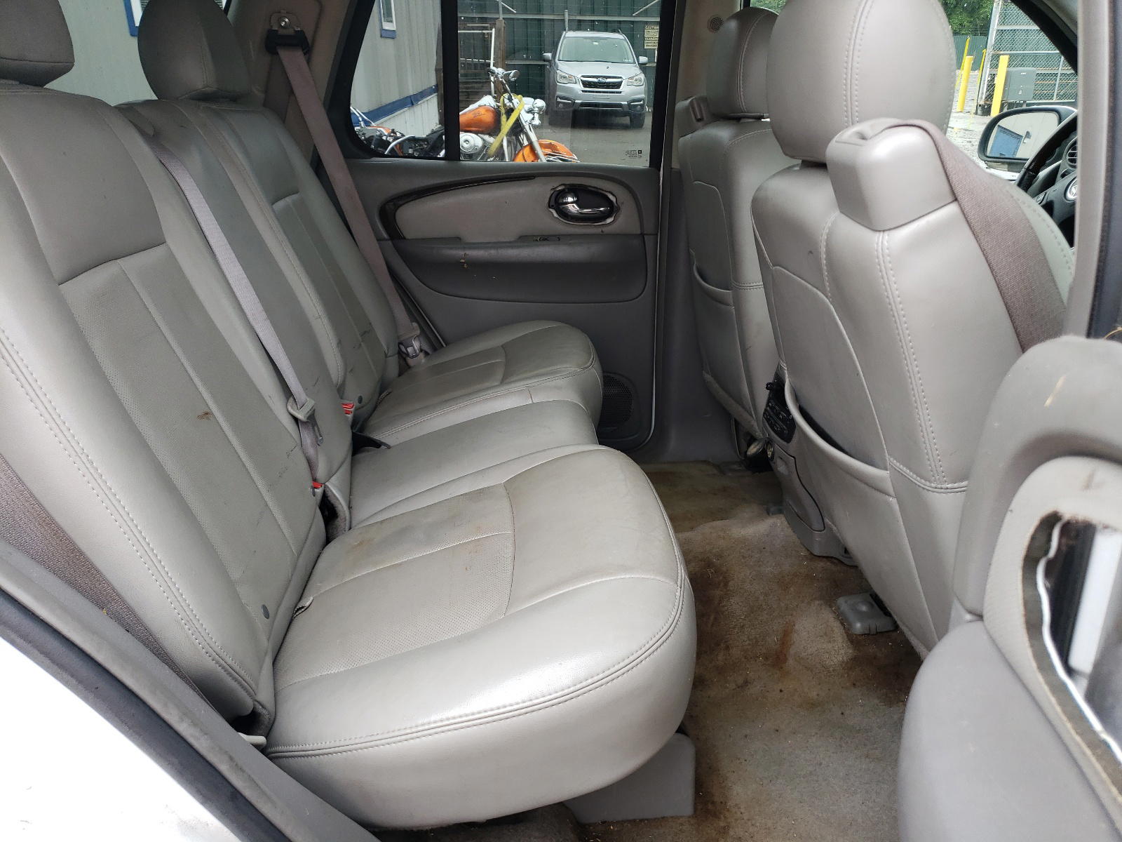 Photo 6 from auction – 2006 BUICK RAINIER CX with VIN 5GADT13S962294847