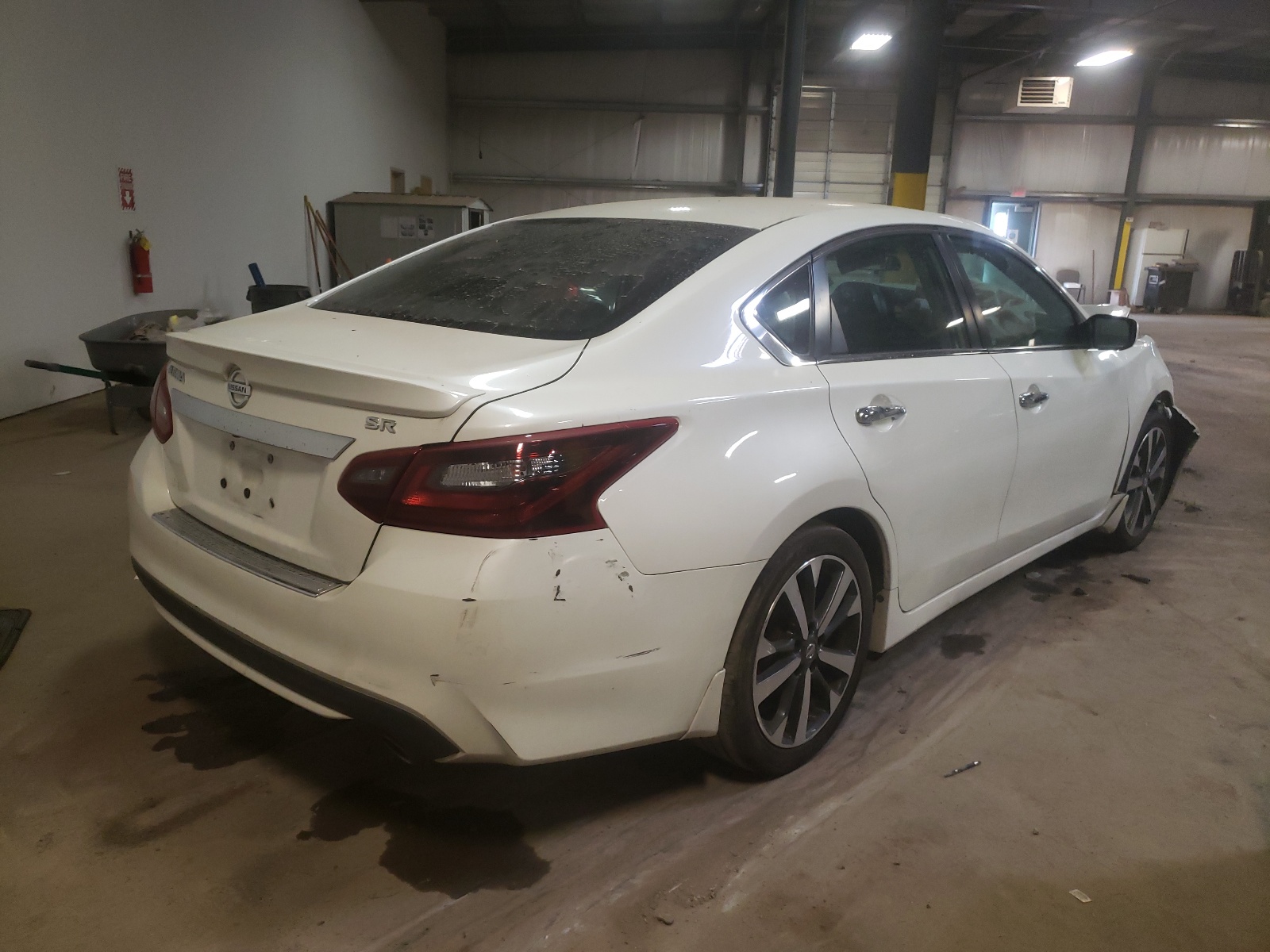 Photo 4 from auction – 2017 NISSAN ALTIMA 2.5 with VIN 1N4AL3AP7HC272408