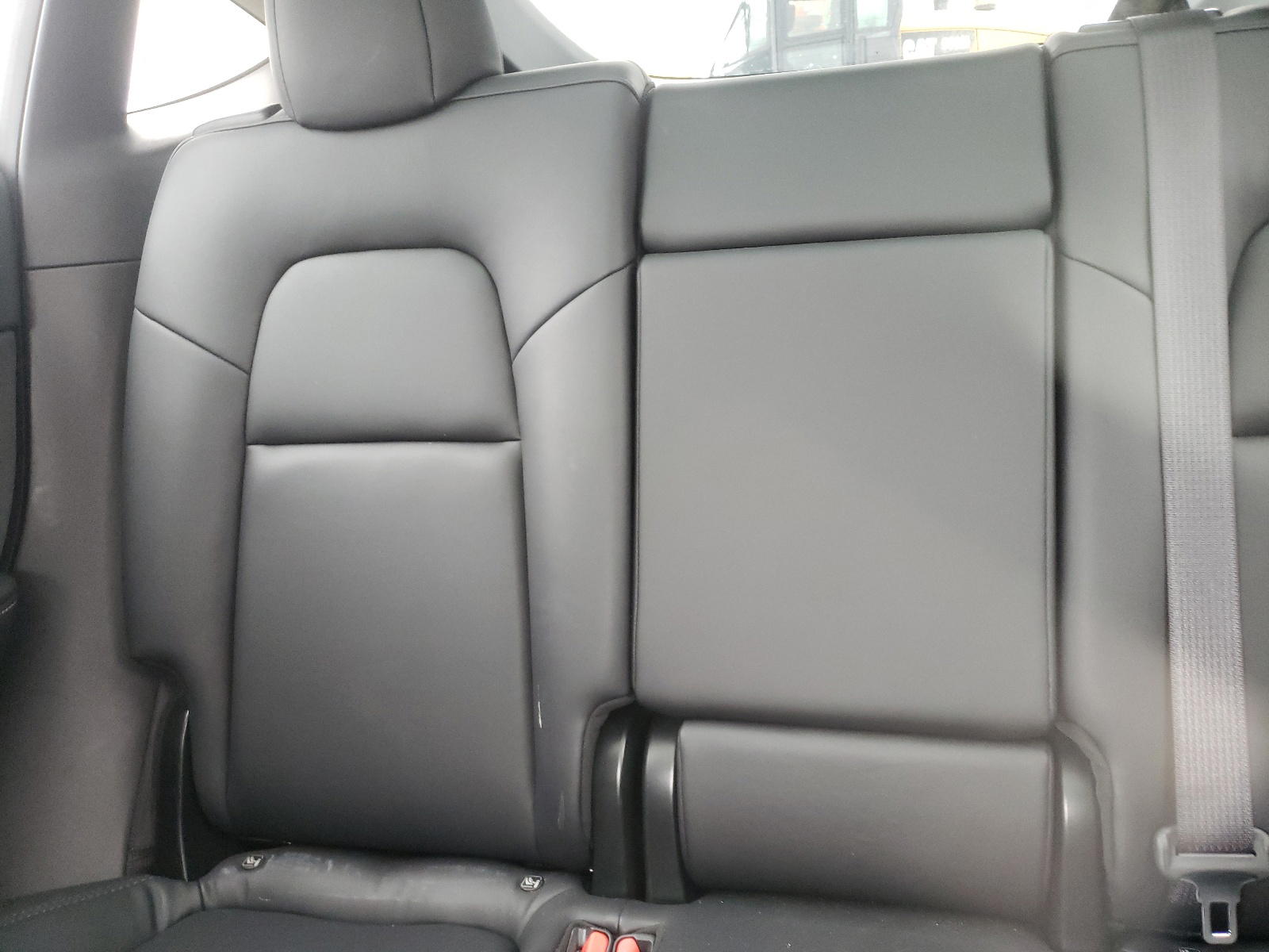 Photo 6 from auction – 2020 TESLA MODEL Y with VIN 5YJYGDEF5LF012153