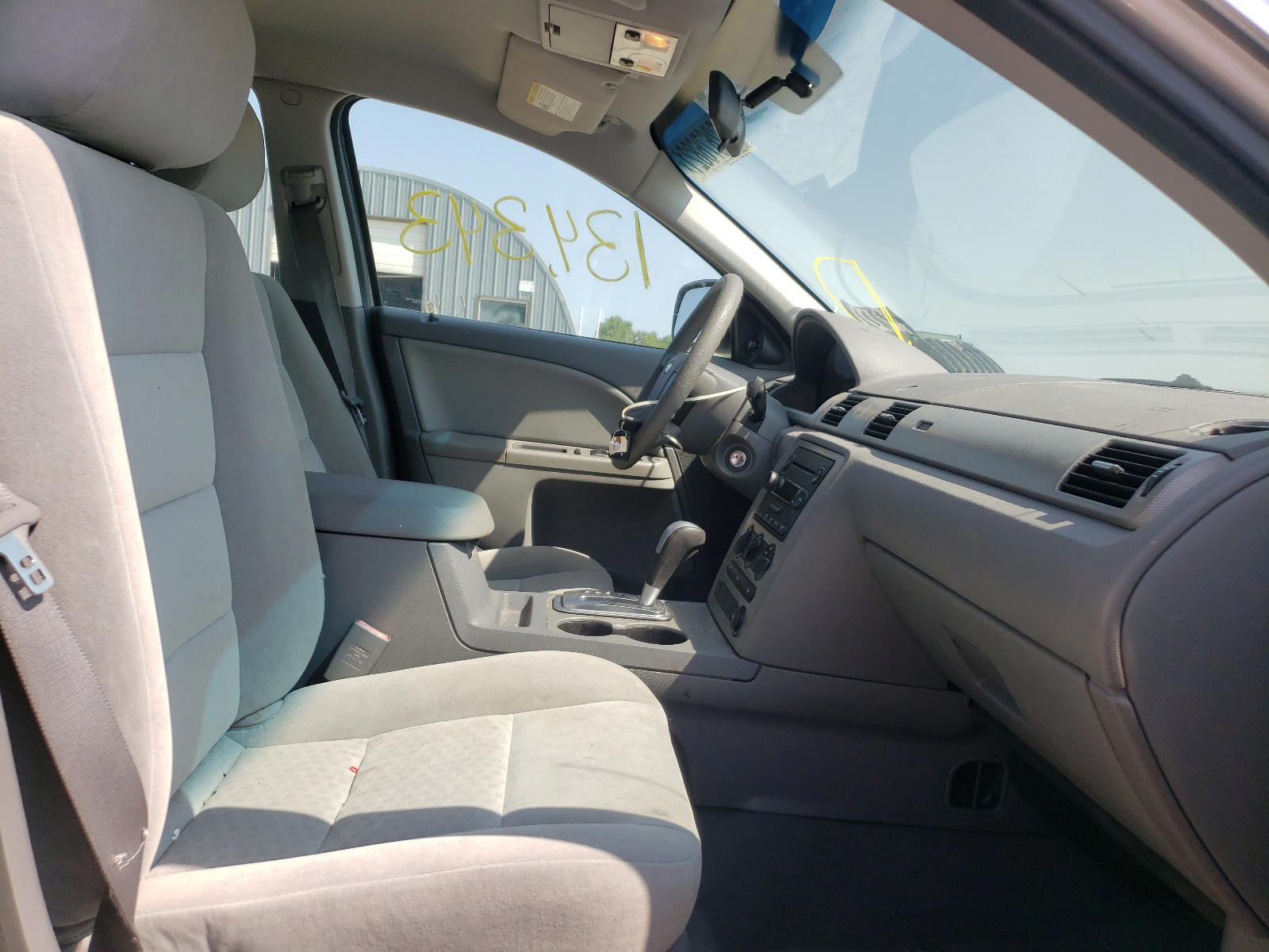 Photo 5 from auction – 2005 FORD FIVE HUNDR with VIN 1FAFP23155G117583