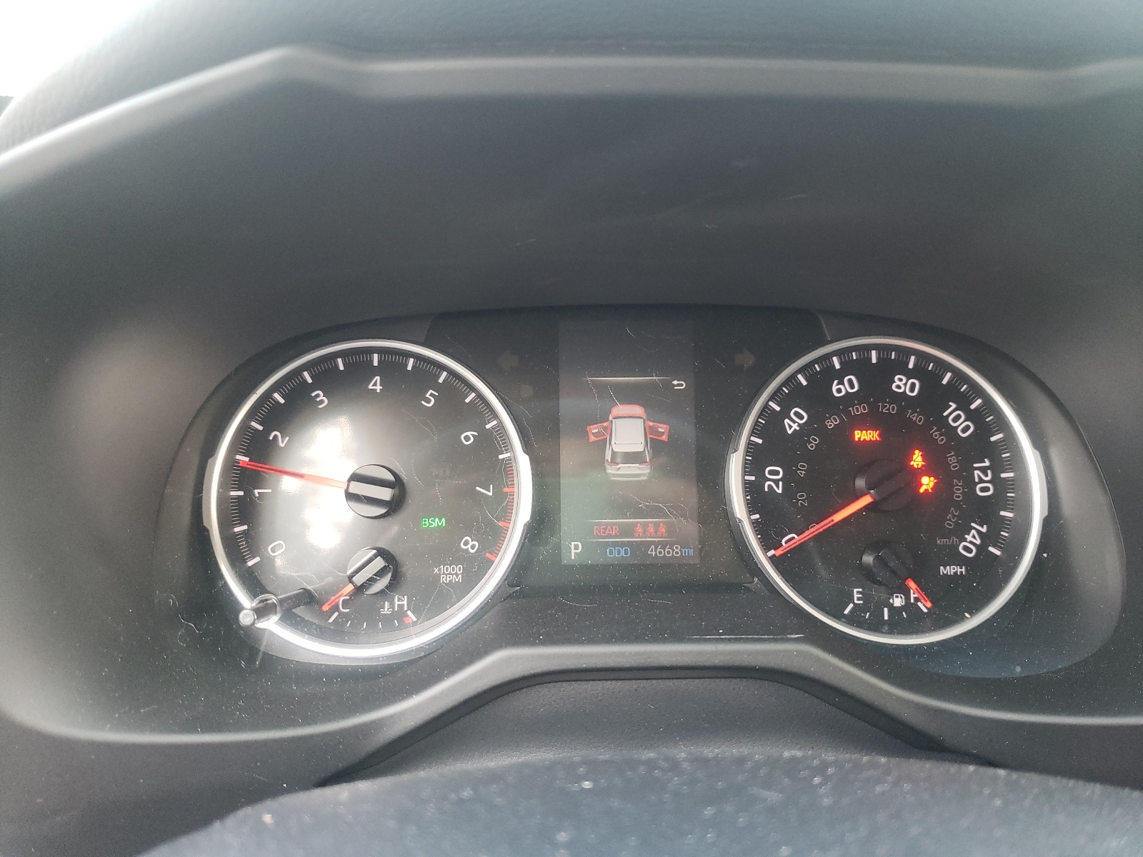 Photo 8 from auction – 2021 TOYOTA RAV4 XLE P with VIN 2T3A1RFV3MC199511