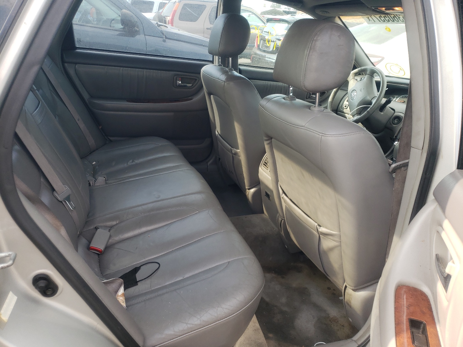 Photo 6 from auction – 2002 TOYOTA AVALON XL with VIN 4T1BF28B52U233646