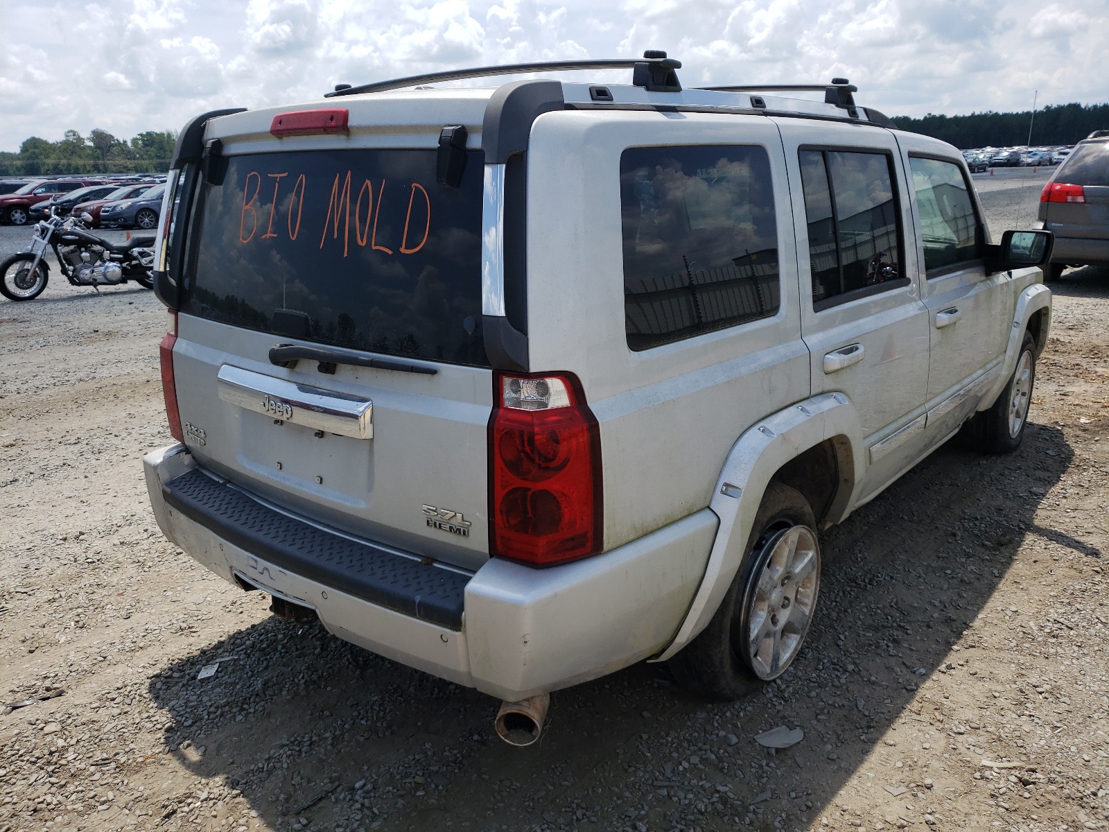 Photo 4 from auction – 2006 JEEP COMMANDER with VIN 1J8HG58236C275797