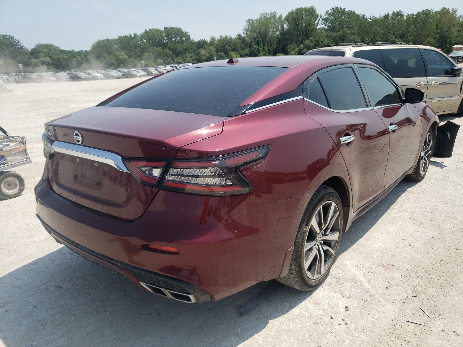 Photo 4 from auction – 2019 NISSAN MAXIMA S with VIN 1N4AA6AV0KC379037