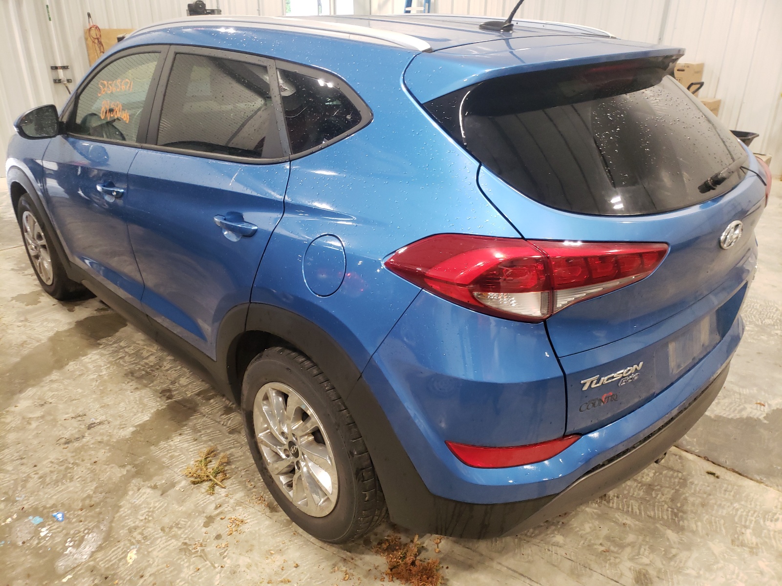 Photo 3 from auction – 2016 HYUNDAI TUCSON LIM with VIN KM8J3CA25GU102597