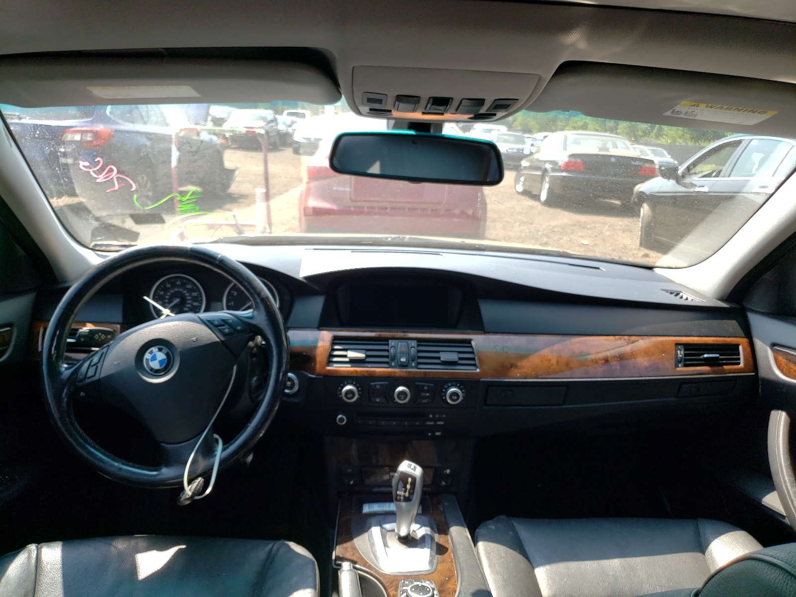 Photo 9 from auction – 2009 BMW 528 XI with VIN WBANV13529C153492