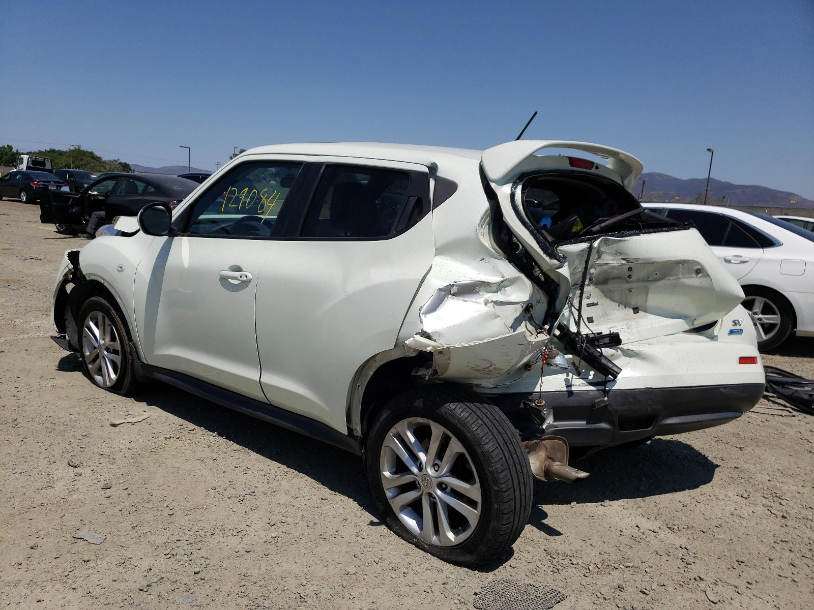 Photo 3 from auction – 2012 NISSAN JUKE S with VIN JN8AF5MR7CT111886