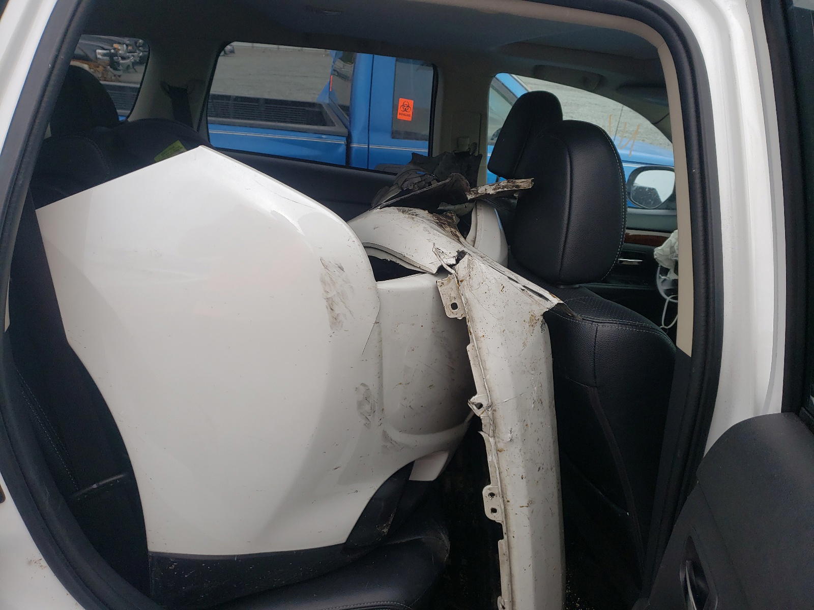 Photo 6 from auction – 2014 MITSUBISHI OUTLANDER with VIN JA4AZ3A36EZ006113