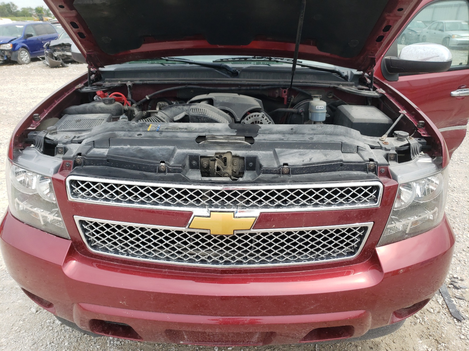 Photo 7 from auction – 2010 CHEVROLET SUBURBAN with VIN 1GNUKKE3XAR221975