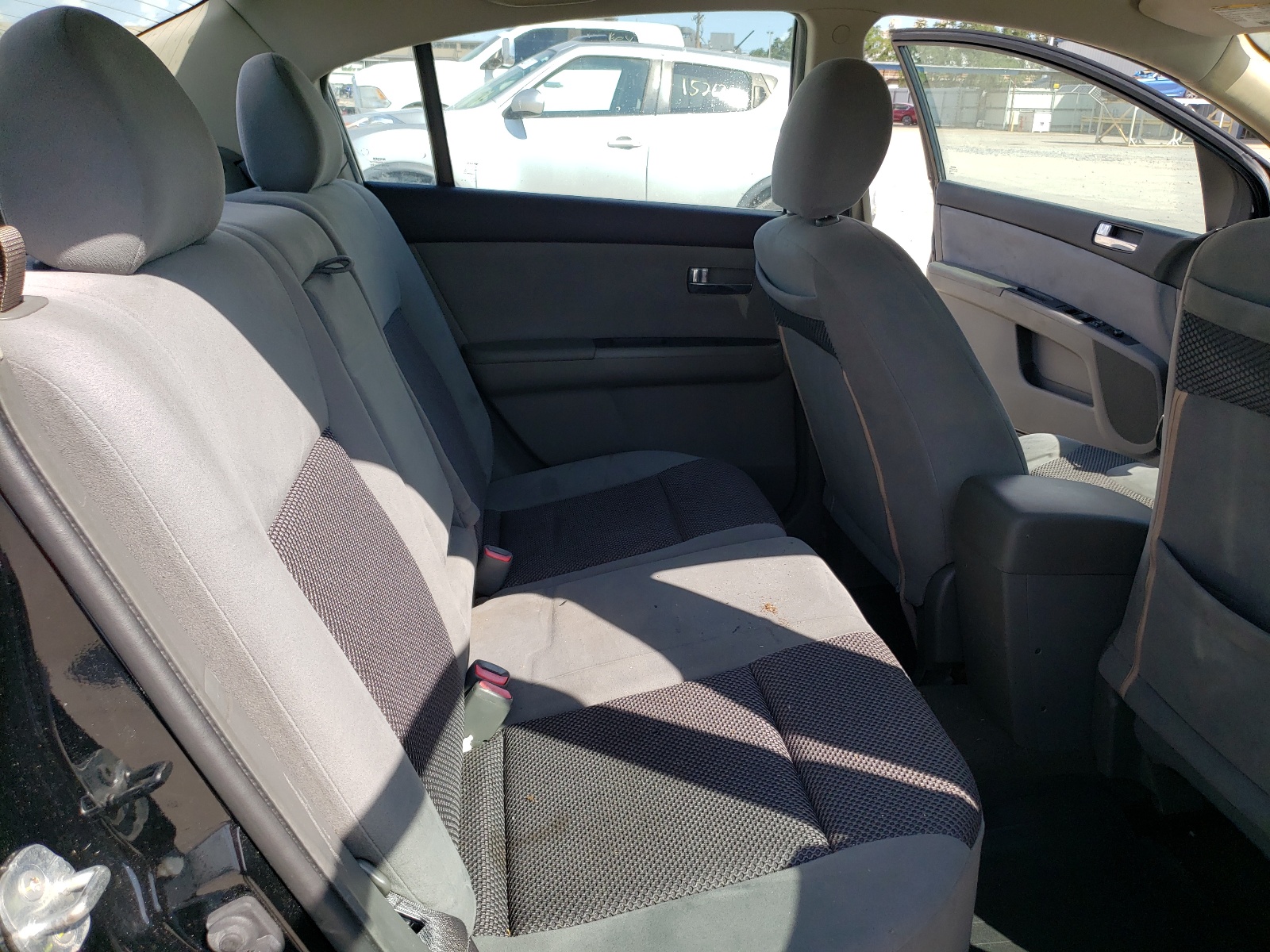 Photo 6 from auction – 2007 NISSAN SENTRA 2.0 with VIN 3N1AB61E37L685851