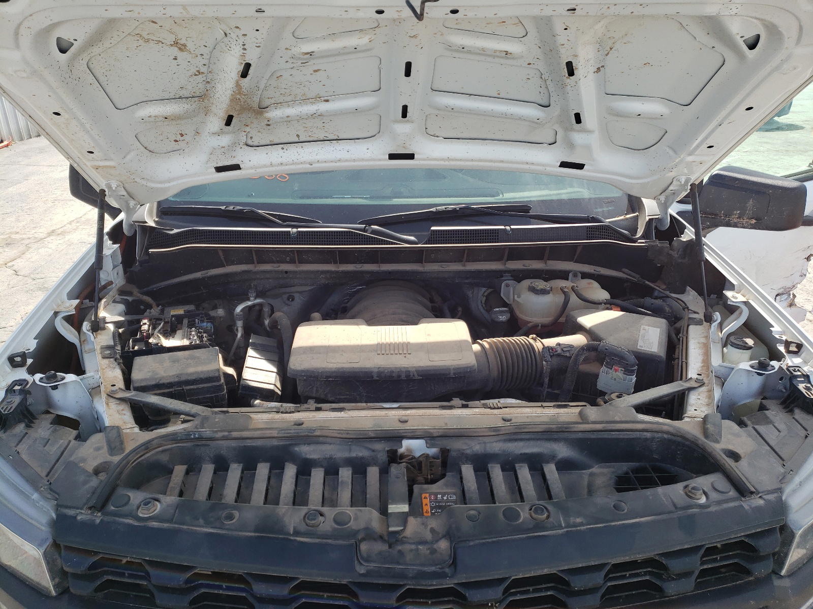 Photo 7 from auction – 2019 CHEVROLET SILVERADO with VIN 1GCRYAEF8KZ305036