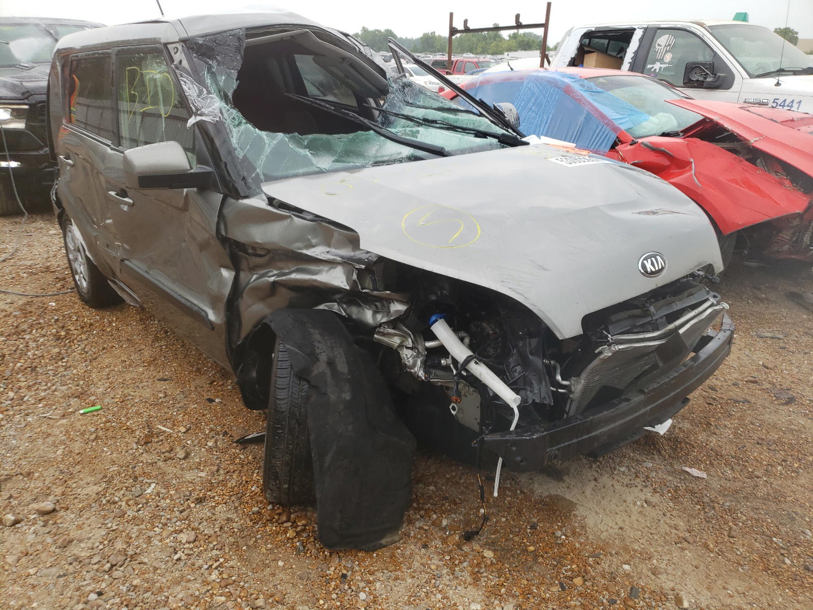 KIA SOUL 2013 with VIN KNDJT2A54D7525934 - Photo from auction
