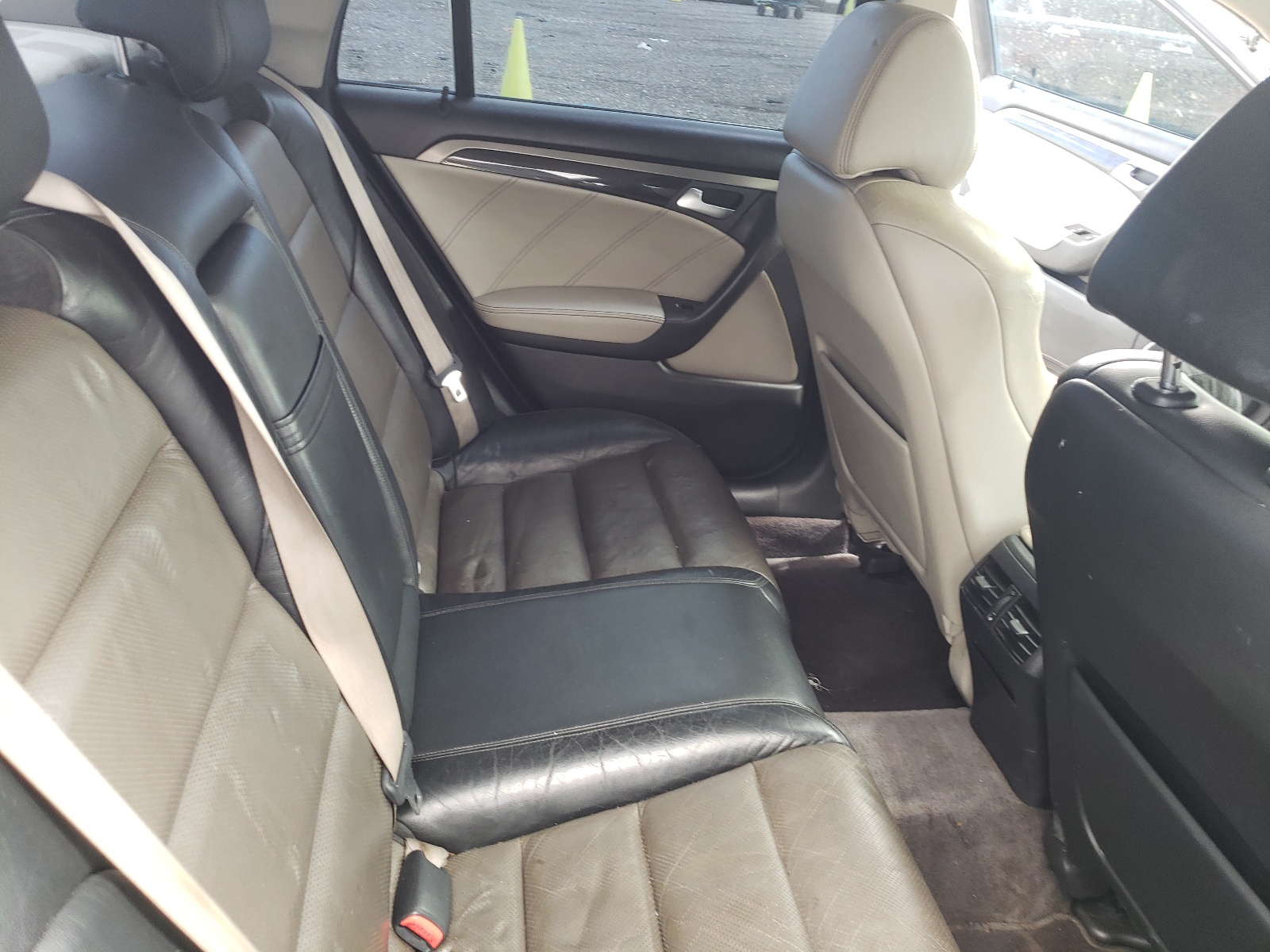 Photo 6 from auction – 2007 ACURA TL TYPE S with VIN 19UUA76567A048473