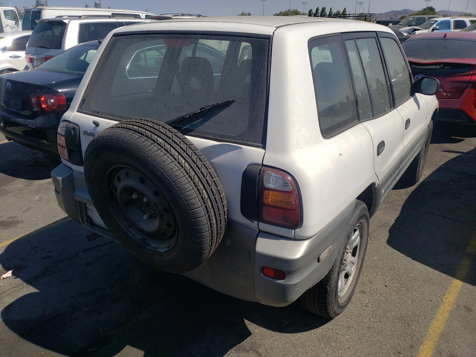 Photo 4 from auction – 2000 TOYOTA RAV4 with VIN JT3GP10V1Y0045167