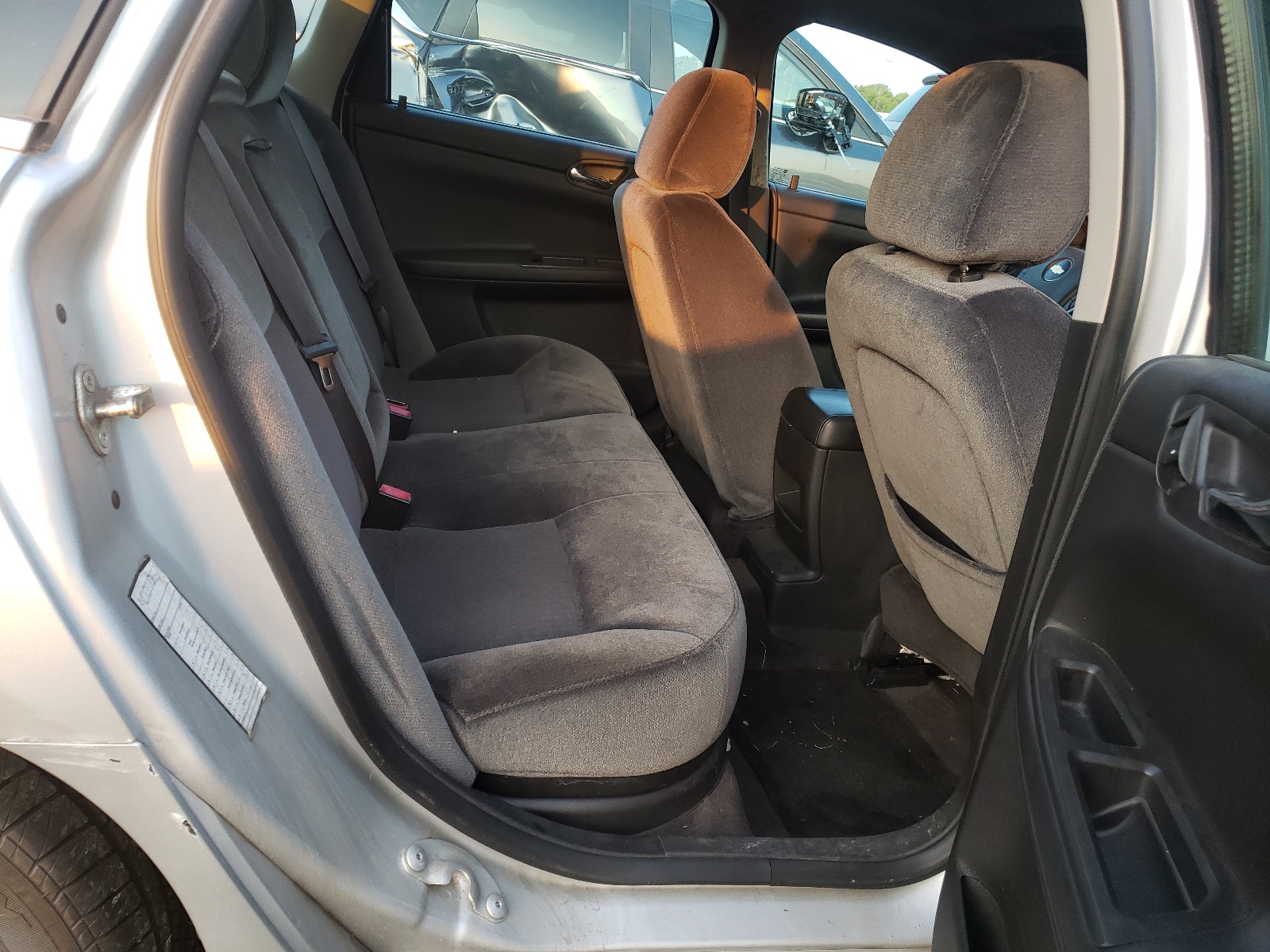 Photo 6 from auction – 2014 CHEVROLET IMPALA LIM with VIN 2G1WB5E33E1167414