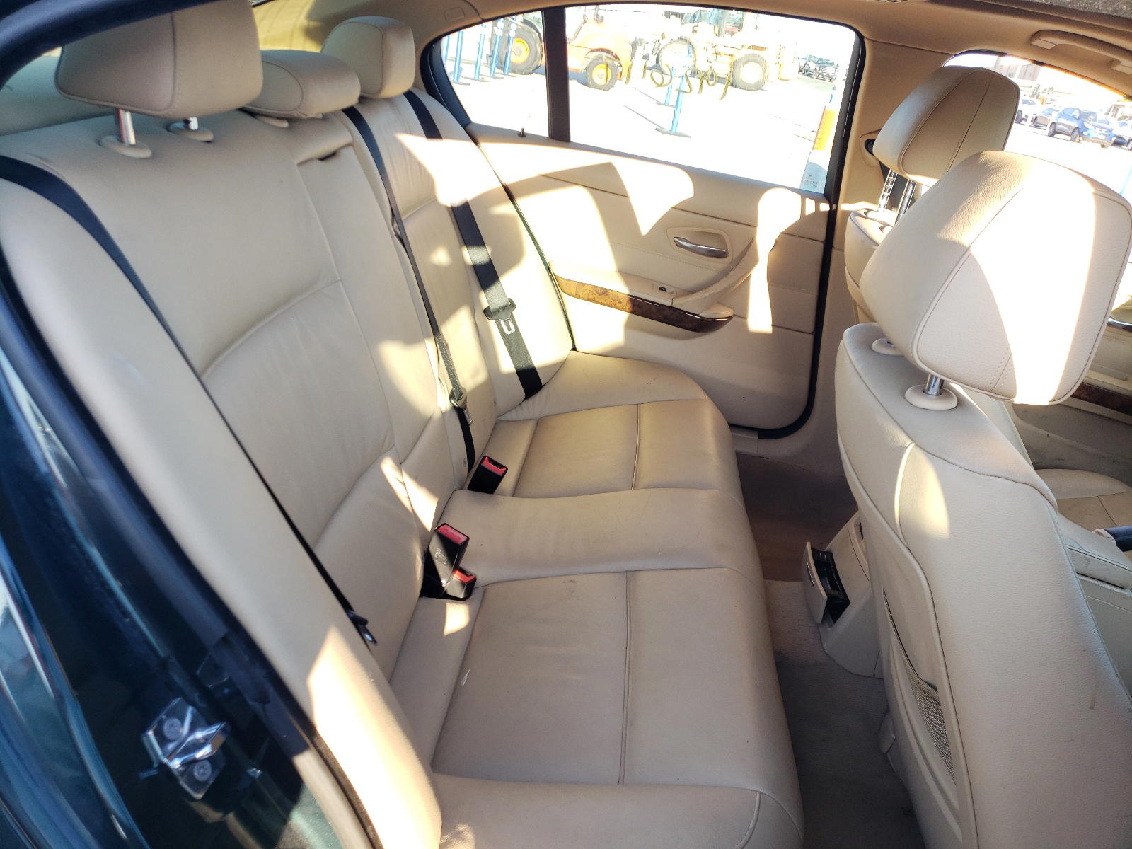 Photo 6 from auction – 2008 BMW 328 I with VIN WBAVA37558NL47177