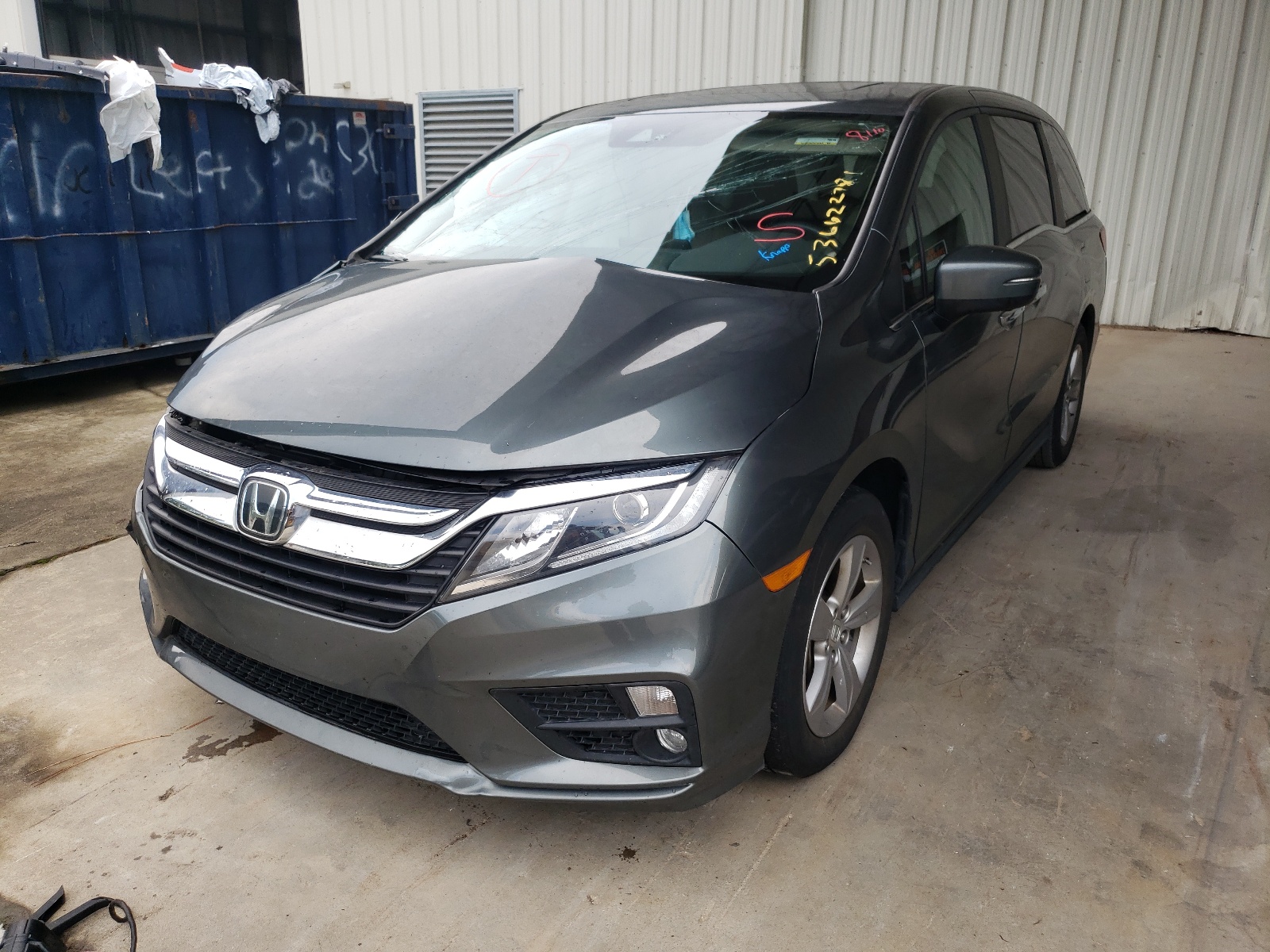 Photo 2 from auction – 2018 HONDA ODYSSEY EX with VIN 5FNRL6H75JB075069