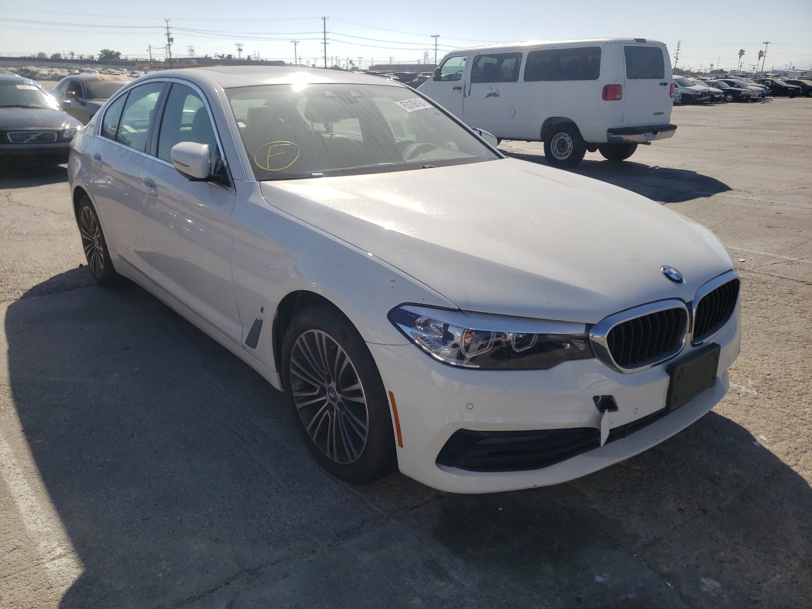 Photo 1 from auction – 2019 BMW 530E with VIN WBAJA9C56KB253776