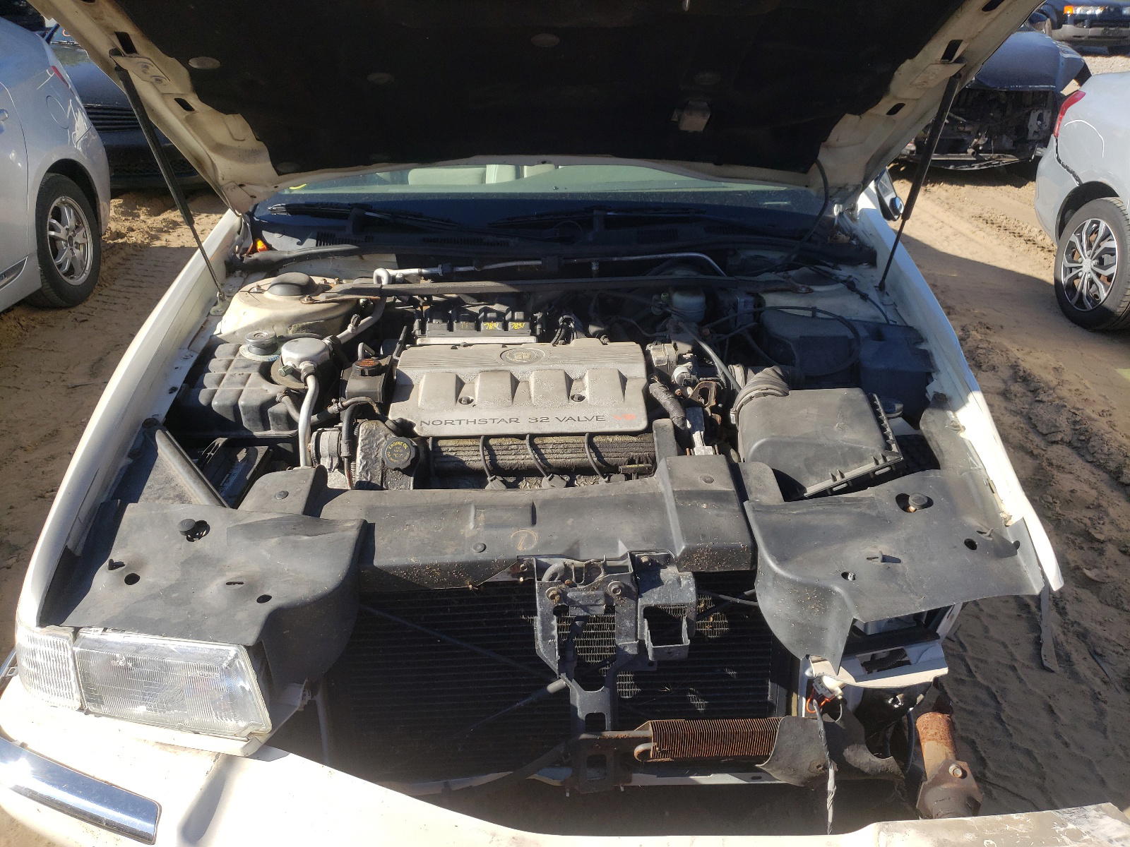 Photo 7 from auction – 1998 CADILLAC ELDORADO with VIN 1G6EL12Y3WU615300