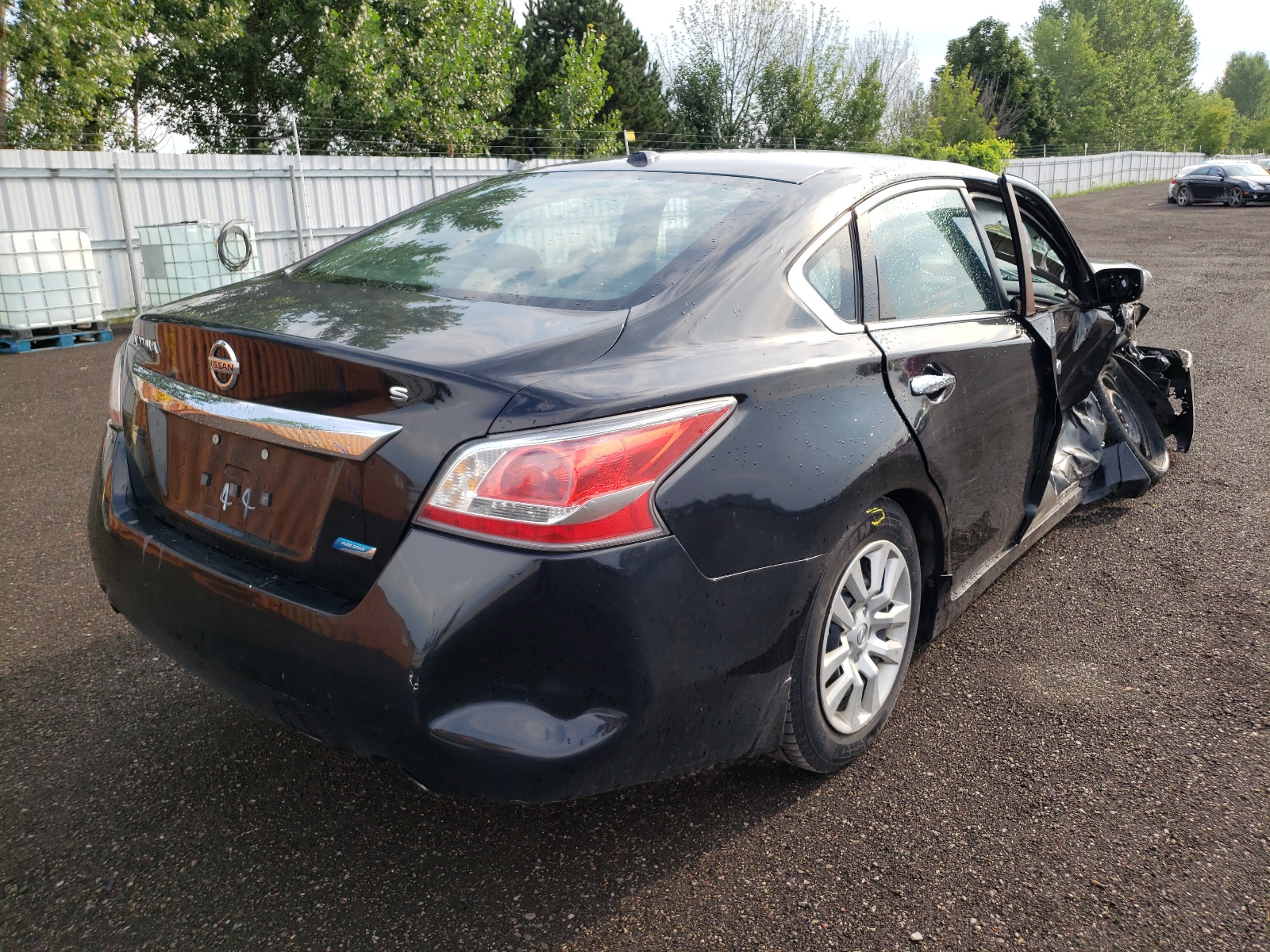 Photo 4 from auction – 2015 NISSAN ALTIMA 2.5 with VIN 1N4AL3AP1FN394361