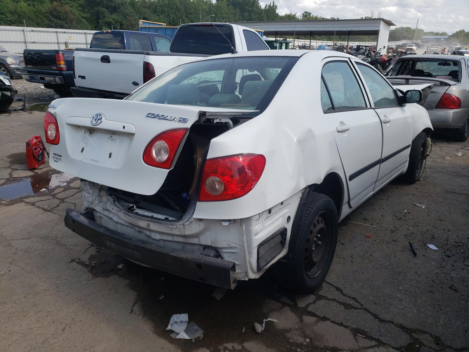 Photo 4 from auction – 2005 TOYOTA COROLLA CE with VIN JTDBR32EX52052739