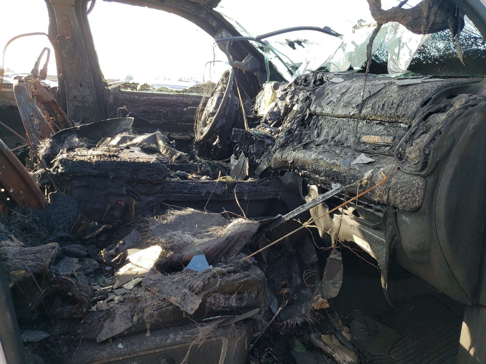 Photo 5 from auction – 2020 RAM 1500 LARAM with VIN 1C6SRFJM8LN311466