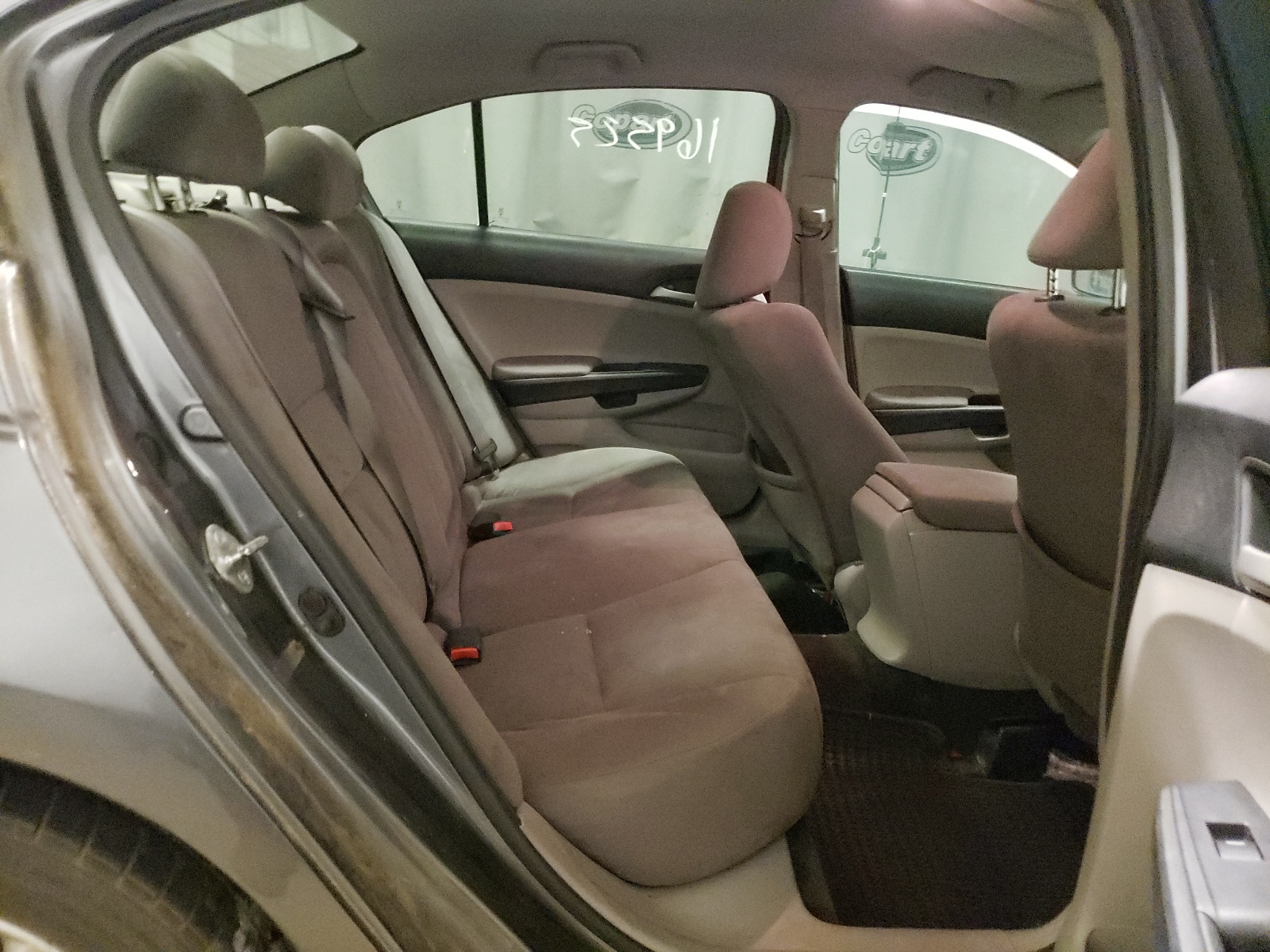 Photo 6 from auction – 2011 HONDA ACCORD LXP with VIN 1HGCP2F41BA120886