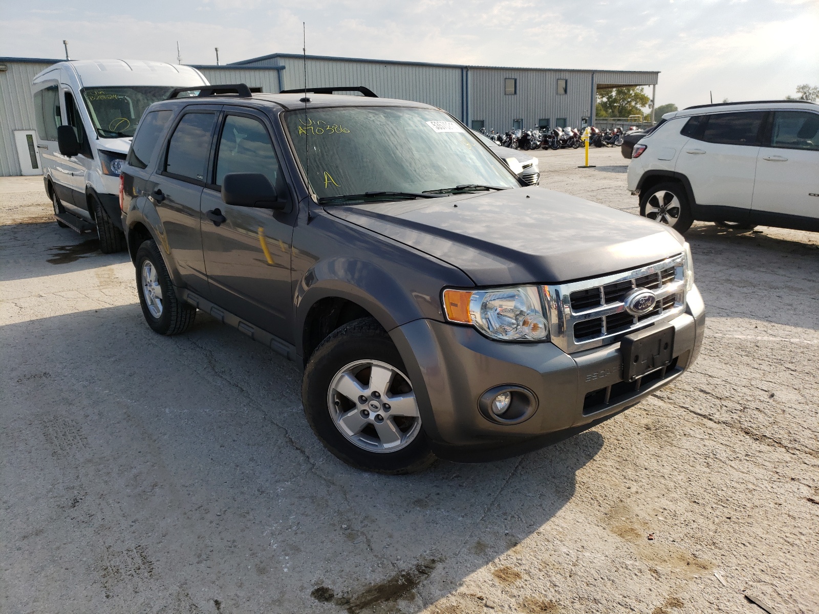 FORD ESCAPE XLT 2010 with VIN 1FMCU0DG8AKA70386 - Photo from auction