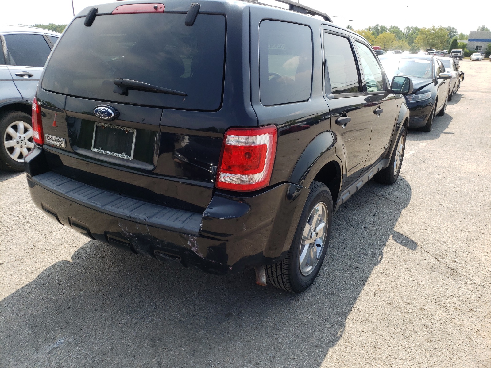 Photo 4 from auction – 2008 FORD ESCAPE XLT with VIN 1FMCU03128KA90768