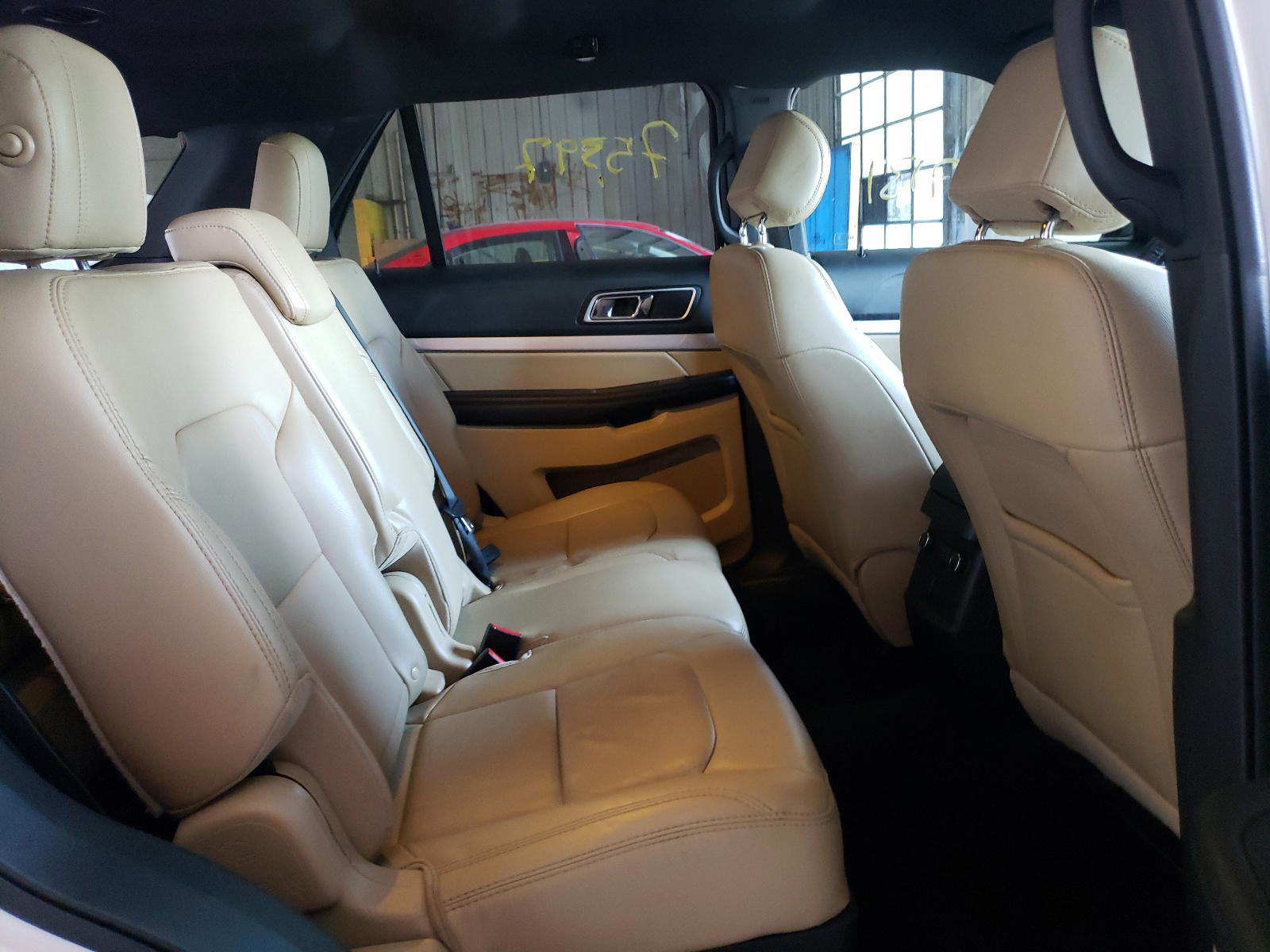 Photo 6 from auction – 2017 FORD EXPLORER X with VIN 1FM5K8D89HGC80157