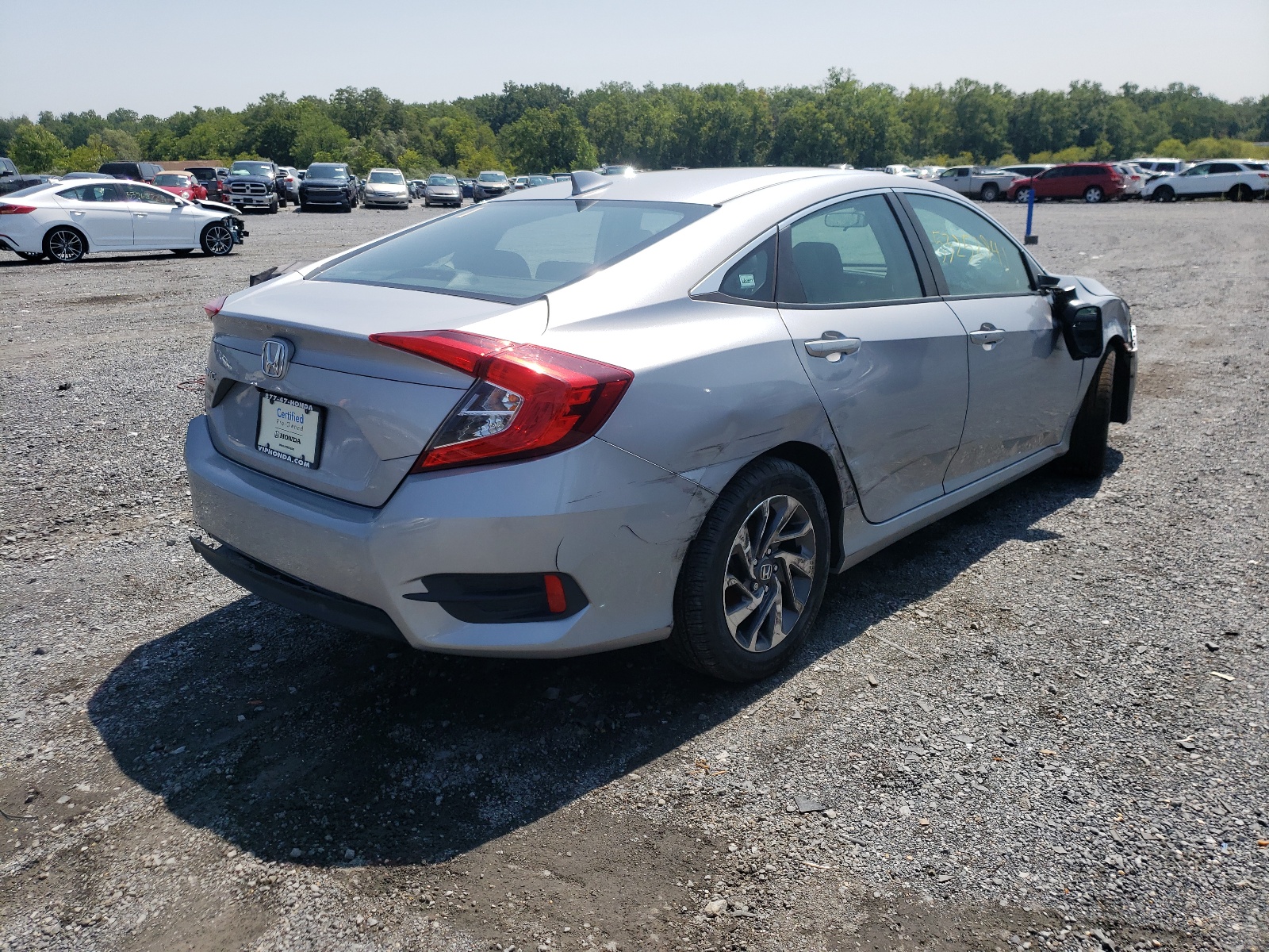 Photo 4 from auction – 2018 HONDA CIVIC EX with VIN 2HGFC2F7XJH530024