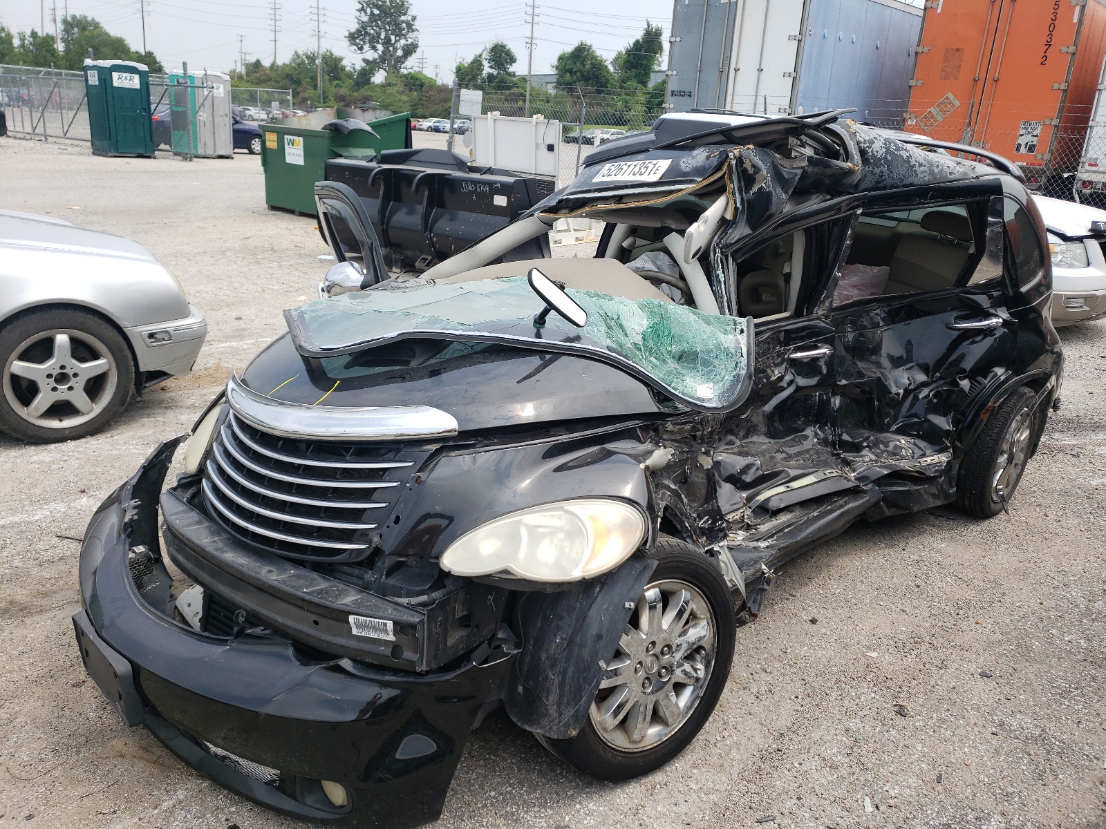 Photo 2 from auction – 2007 CHRYSLER PT CRUISER with VIN 3A8FY68817T623777