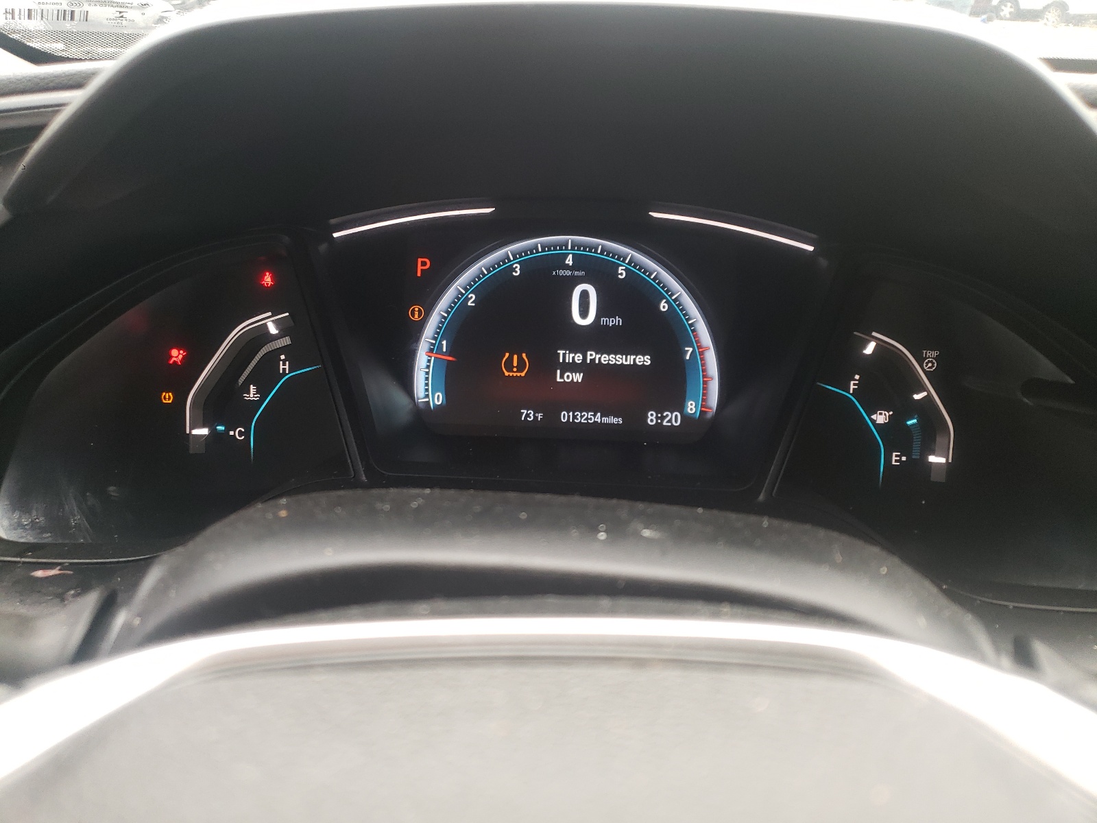 Photo 8 from auction – 2020 HONDA CIVIC LX with VIN 19XFC2F62LE030475