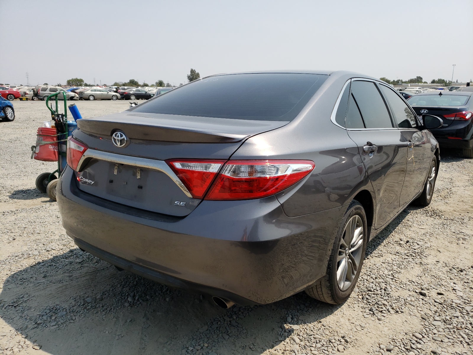 Photo 4 from auction – 2017 TOYOTA CAMRY LE with VIN 4T1BF1FK1HU651708