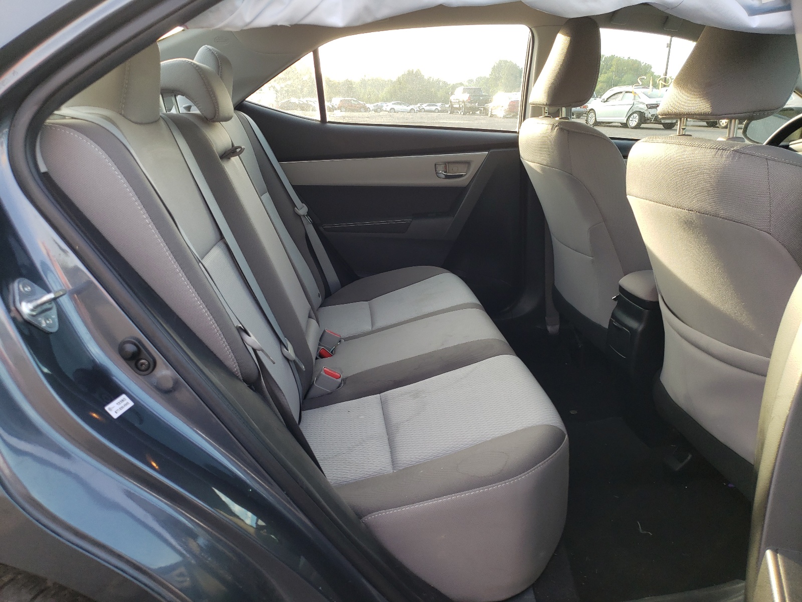 Photo 6 from auction – 2017 TOYOTA COROLLA L with VIN 2T1BURHE9HC762665