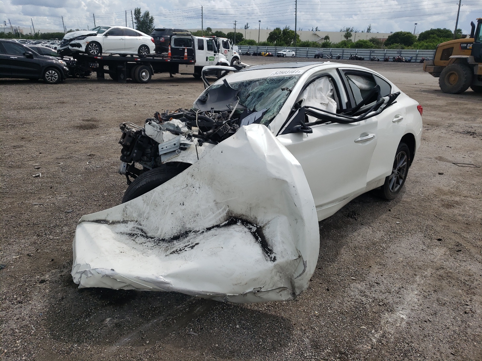 Photo 2 from auction – 2017 INFINITI Q50 PREMIU with VIN JN1EV7AP4HM740699