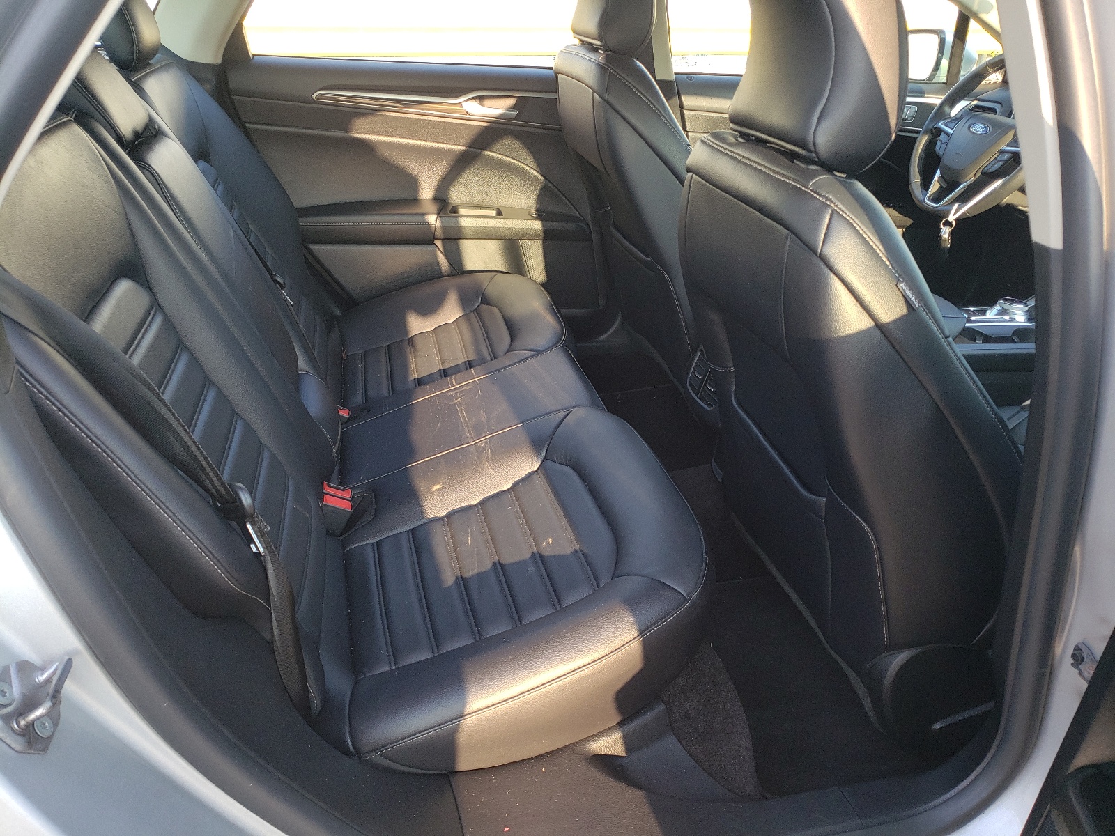 Photo 6 from auction – 2017 FORD FUSION SE with VIN 3FA6P0T99HR308401