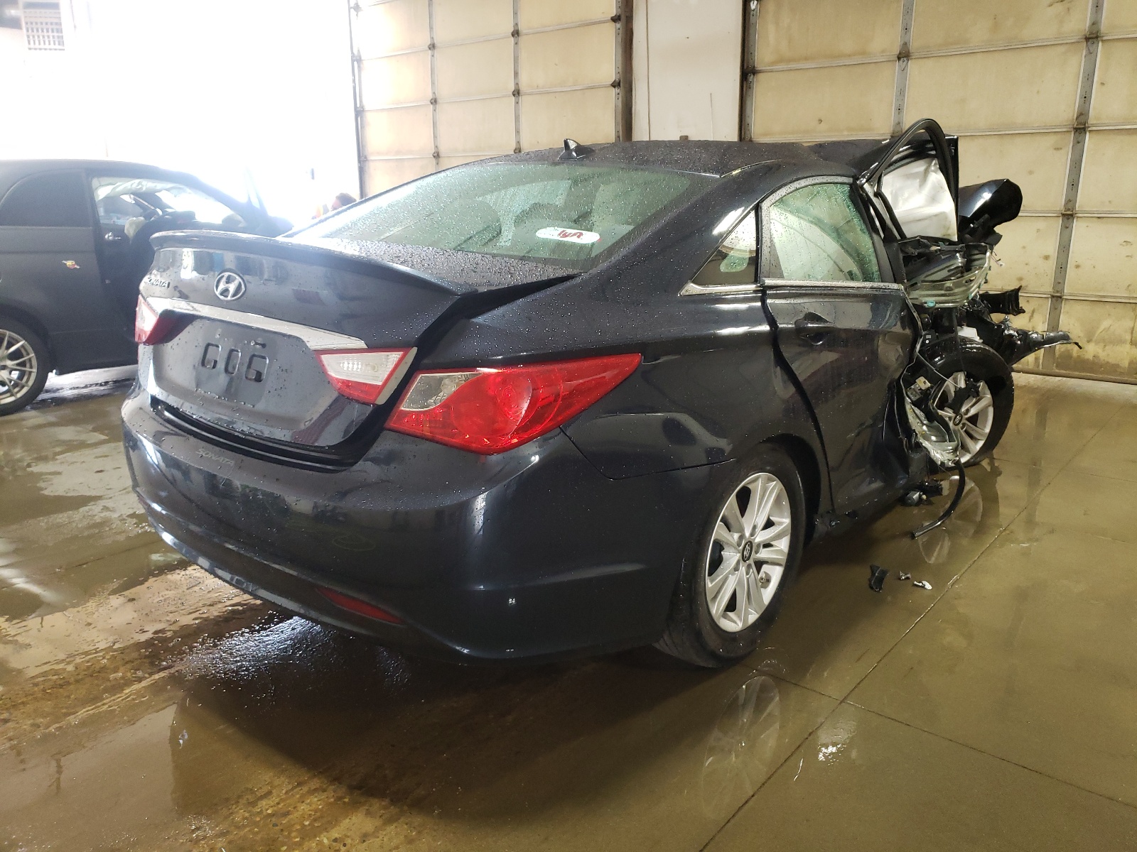 Photo 4 from auction – 2013 HYUNDAI SONATA GLS with VIN 5NPEB4AC6DH644448