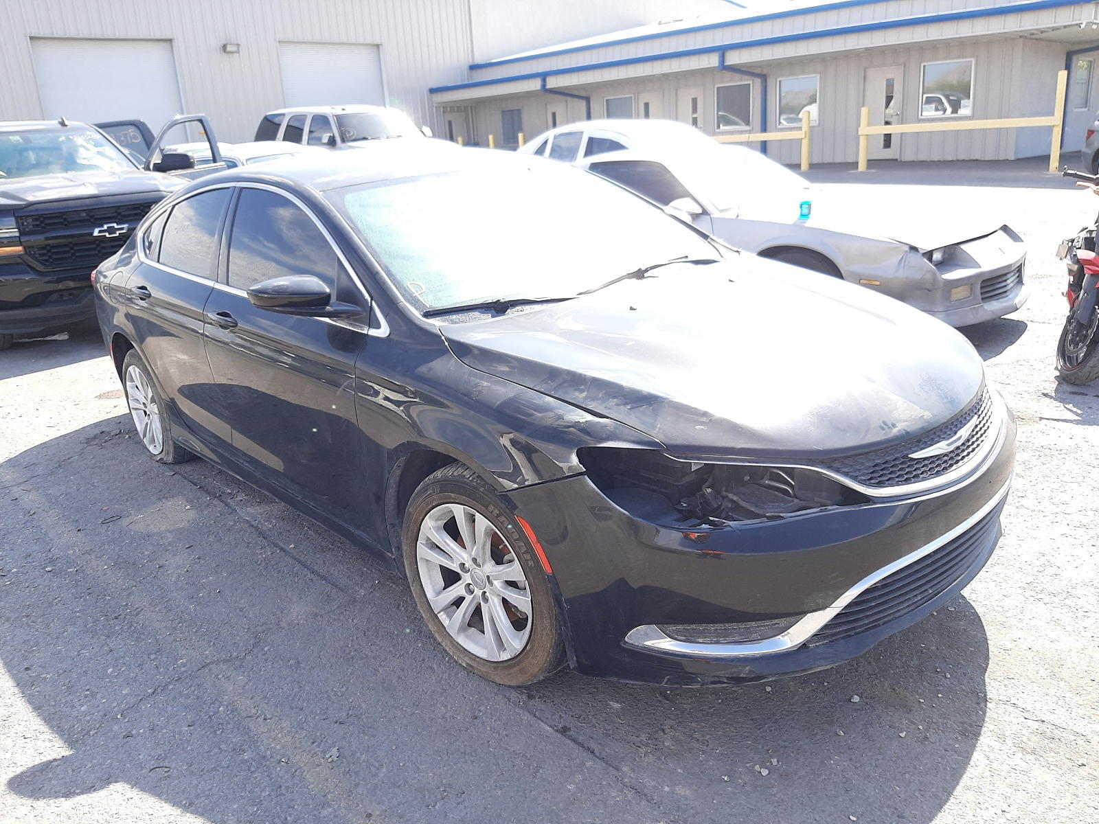 CHRYSLER 200 LIMITE 2015 with VIN 1C3CCCAB9FN584596 - Photo from auction
