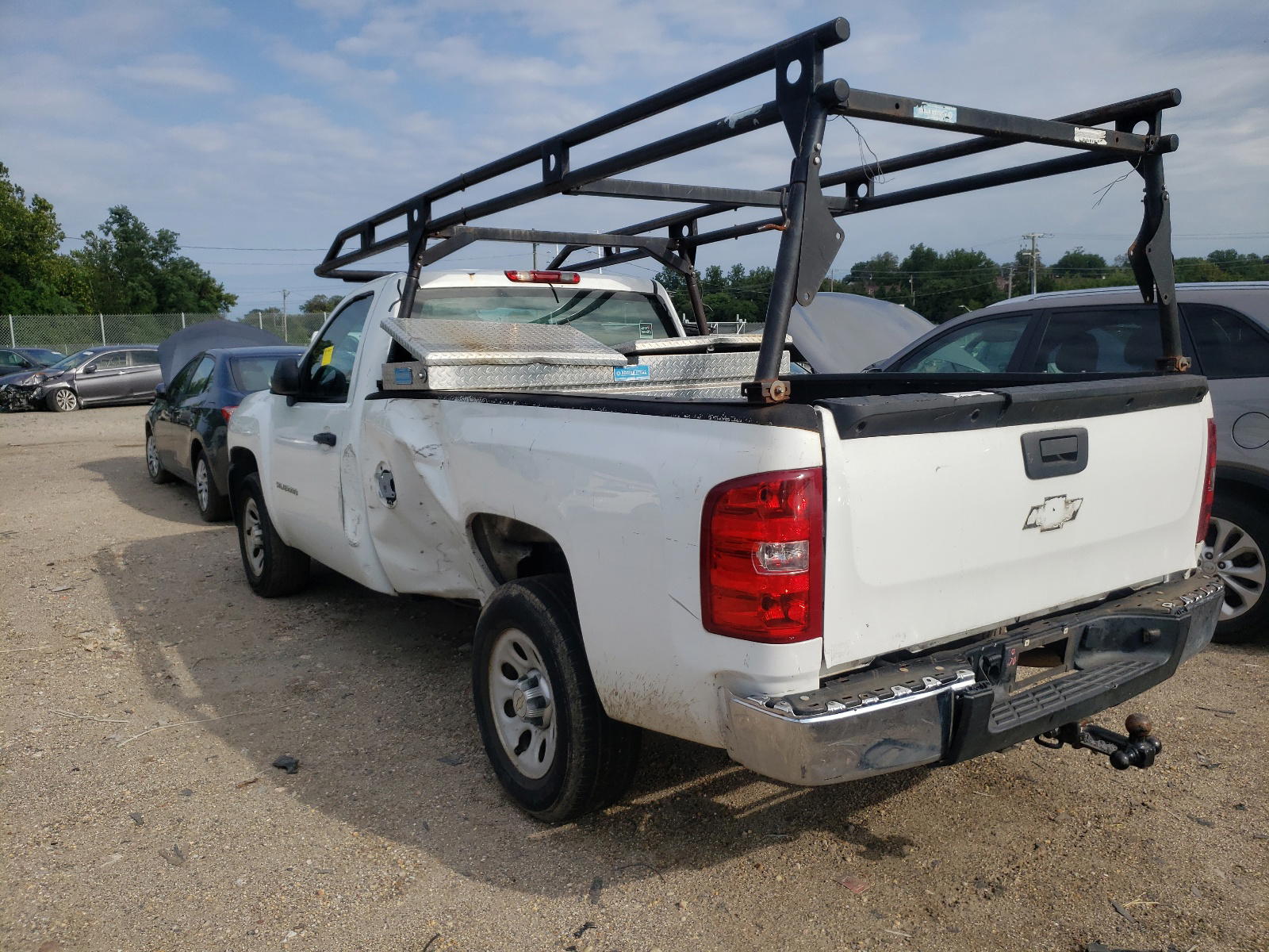 Photo 3 from auction – 2010 CHEVROLET SILVERADO with VIN 1GCPCPEX1AZ244287