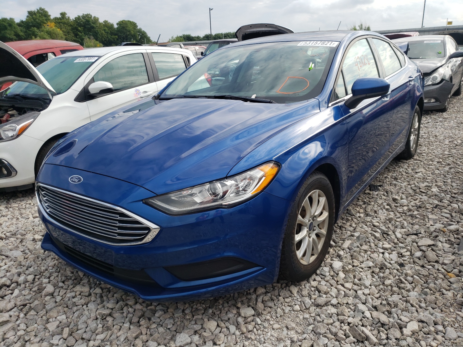 Zdjęcie 2 z aukcji – 2017 FORD FUSION S z VIN 3FA6P0G75HR282906