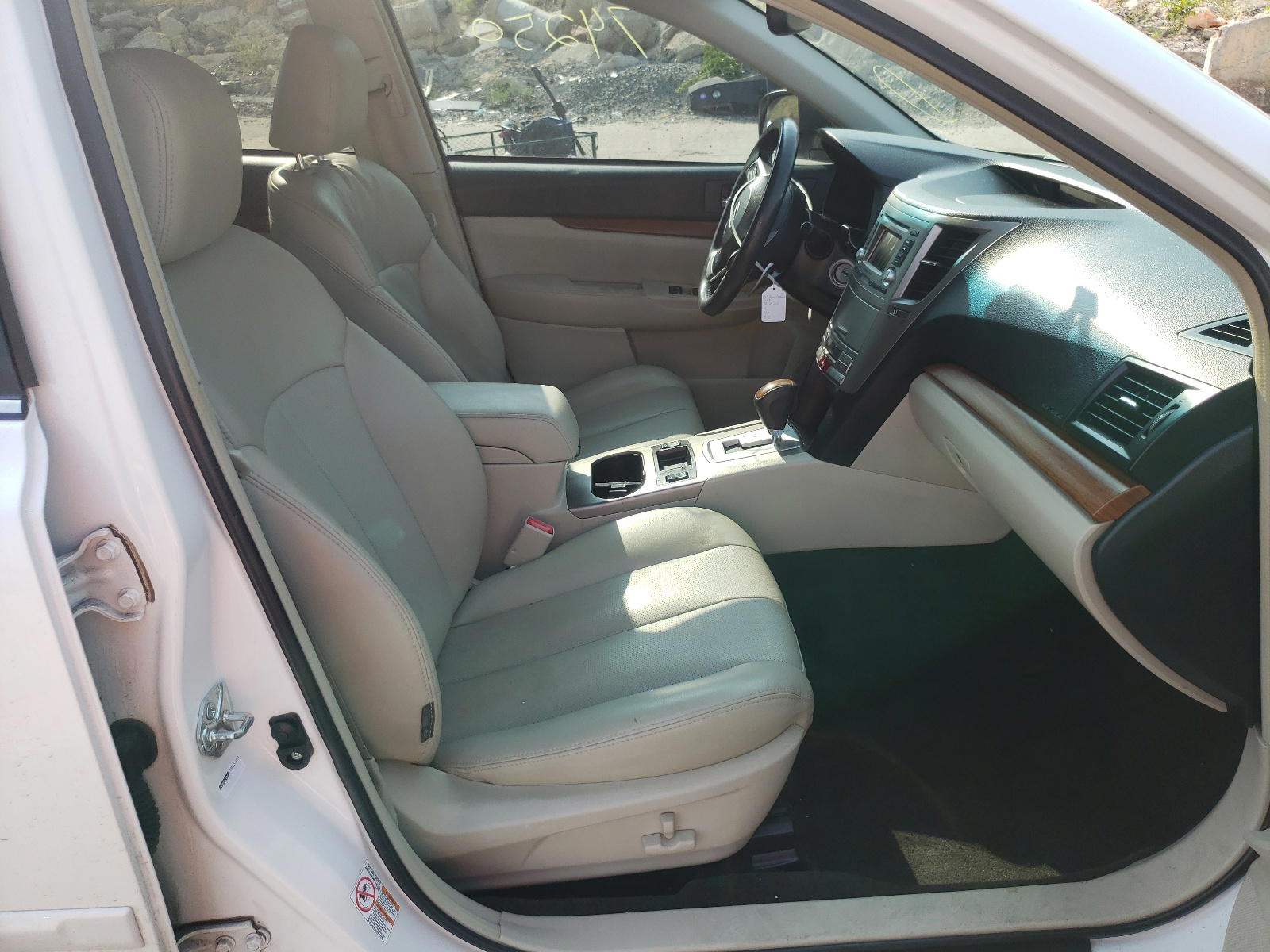 Photo 5 from auction – 2013 SUBARU OUTBACK 2. with VIN 4S4BRCJC9D3322337
