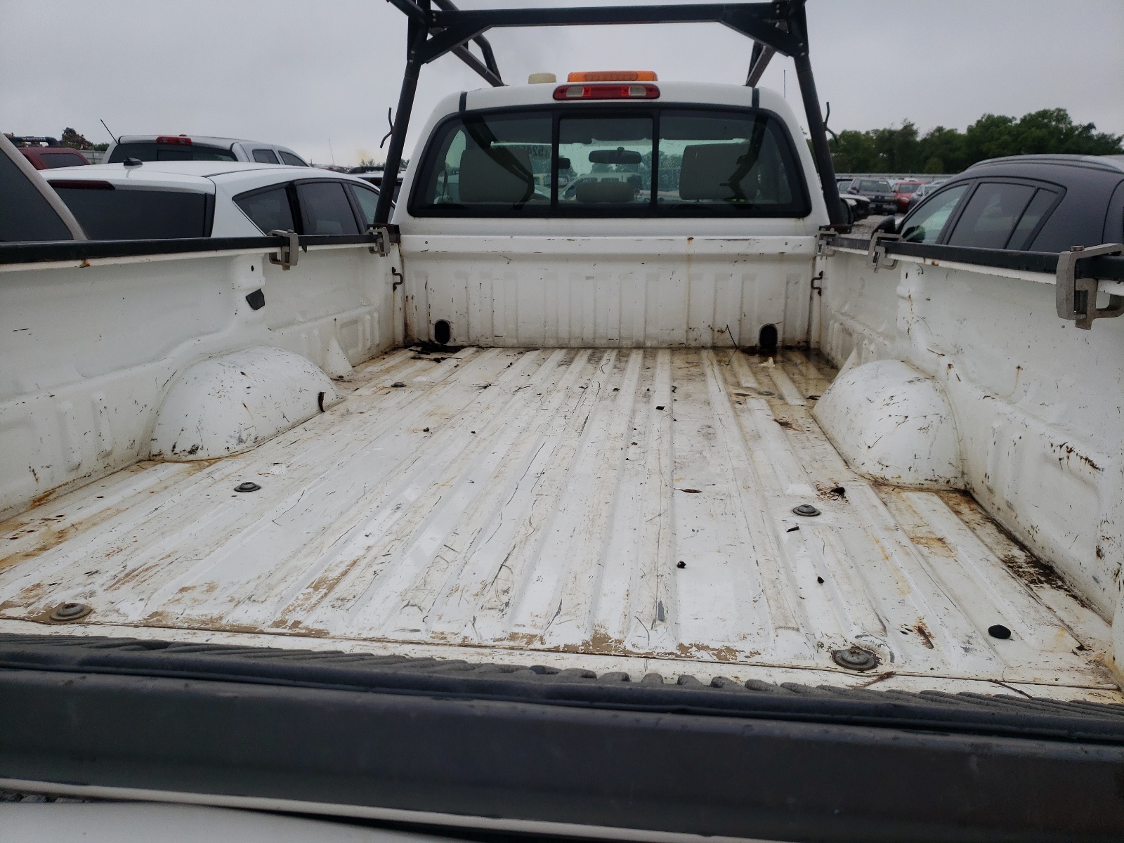 Photo 6 from auction – 2006 TOYOTA TUNDRA with VIN 5TBKT42196S484701