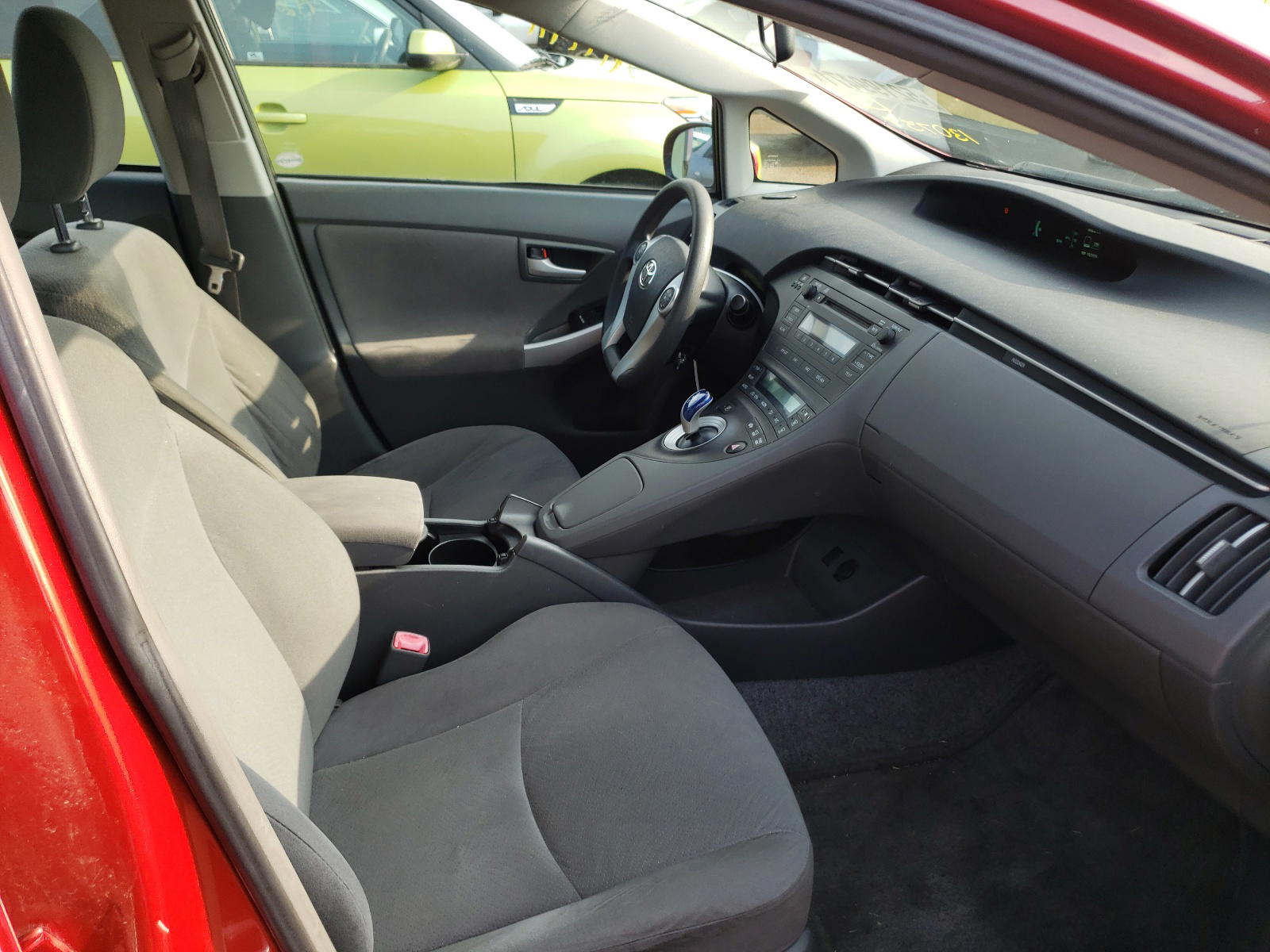 Photo 5 from auction – 2010 TOYOTA PRIUS with VIN JTDKN3DU0A0130757