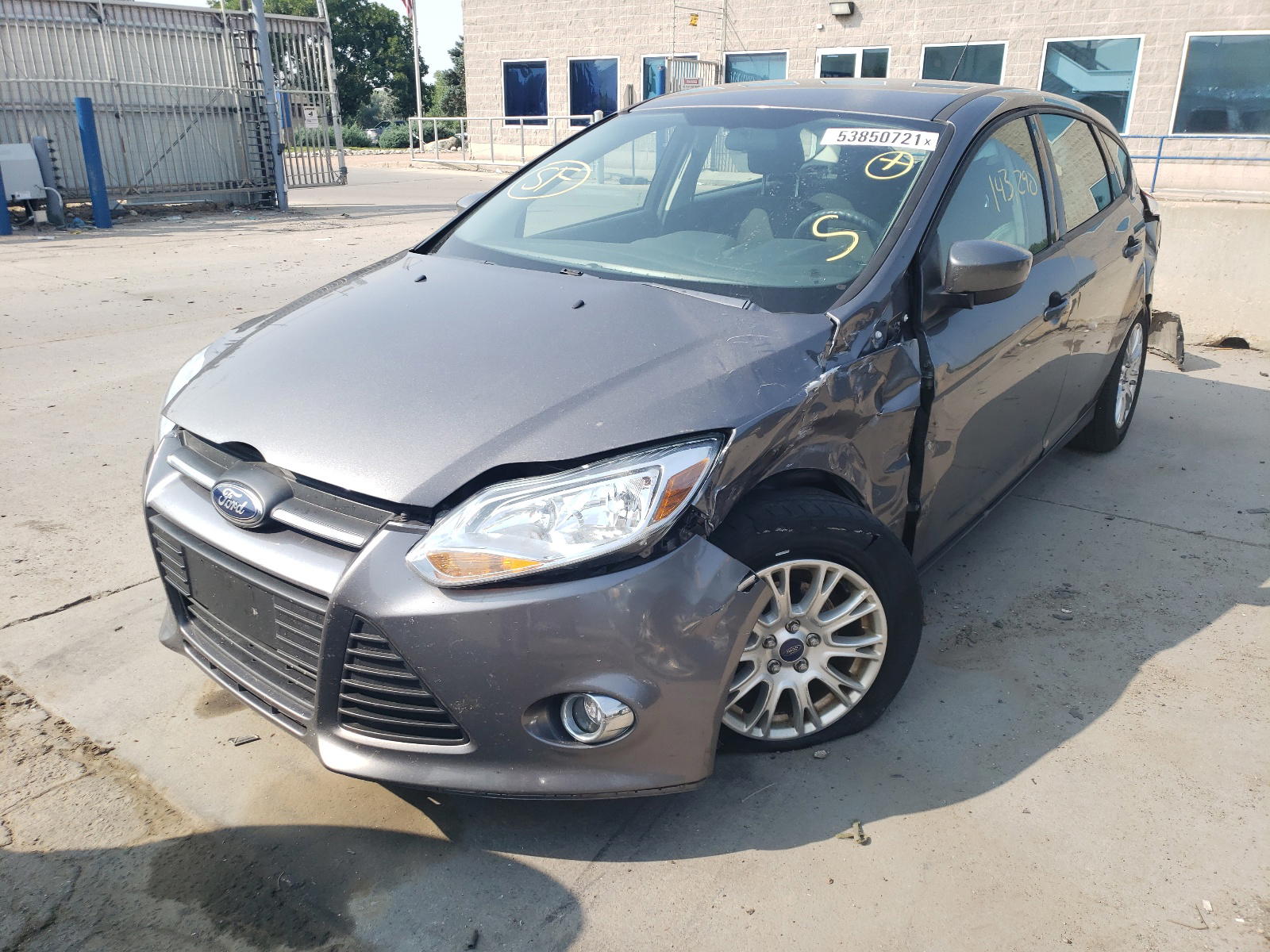 Photo 2 from auction – 2012 FORD FOCUS SE with VIN 1FAHP3K24CL373243