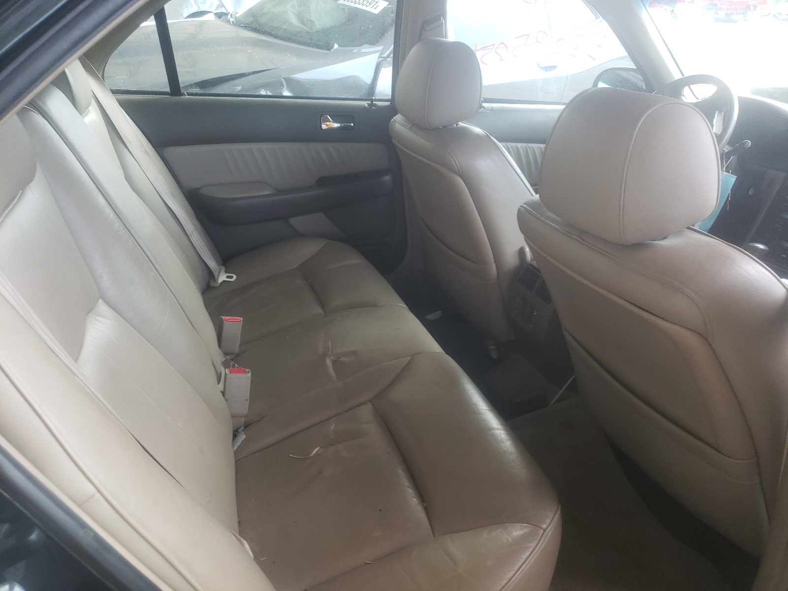 Photo 6 from auction – 2002 ACURA 3.5RL with VIN JH4KA96682C011141
