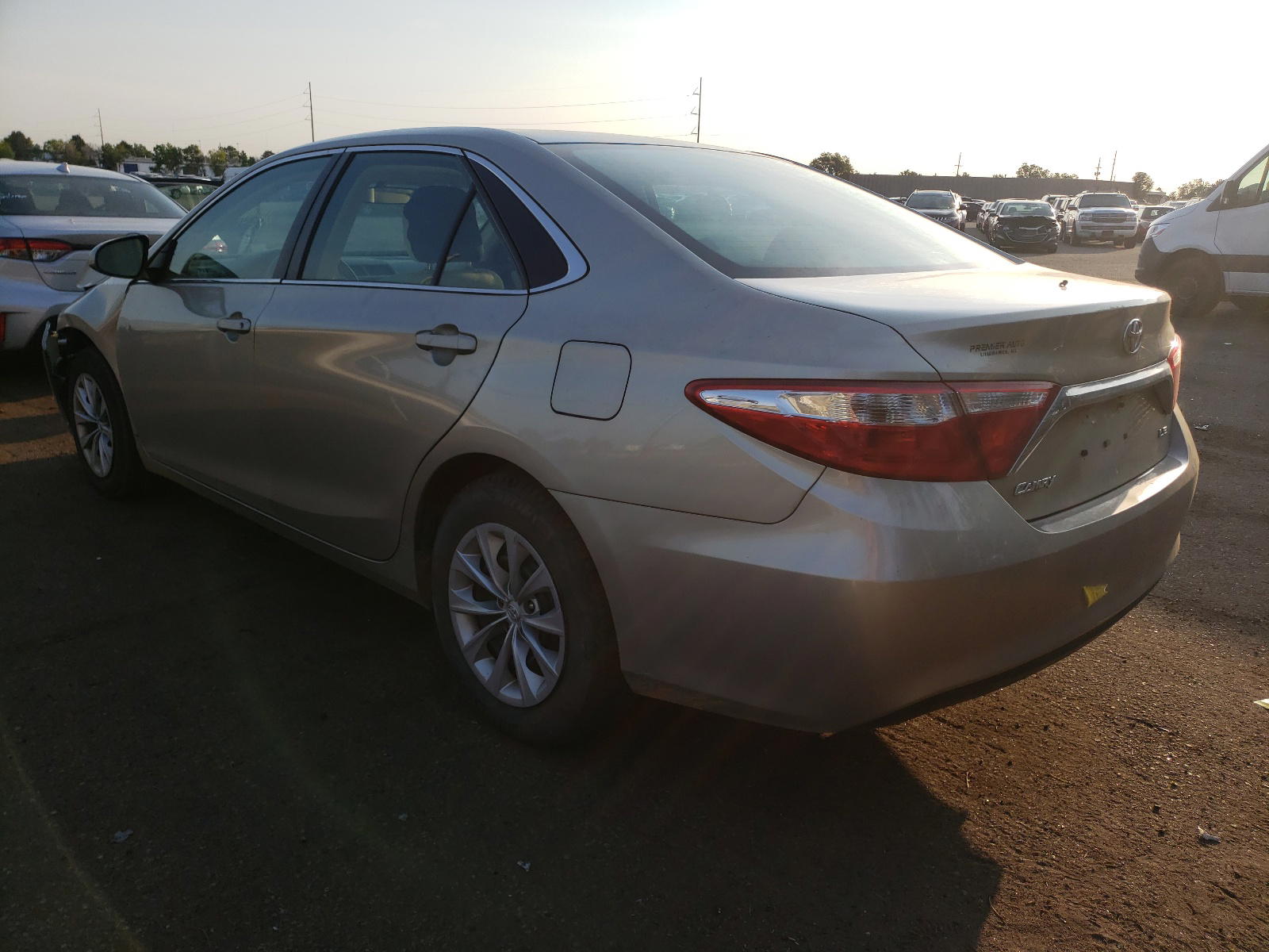 Photo 3 from auction – 2016 TOYOTA CAMRY LE with VIN 4T4BF1FK6GR543038