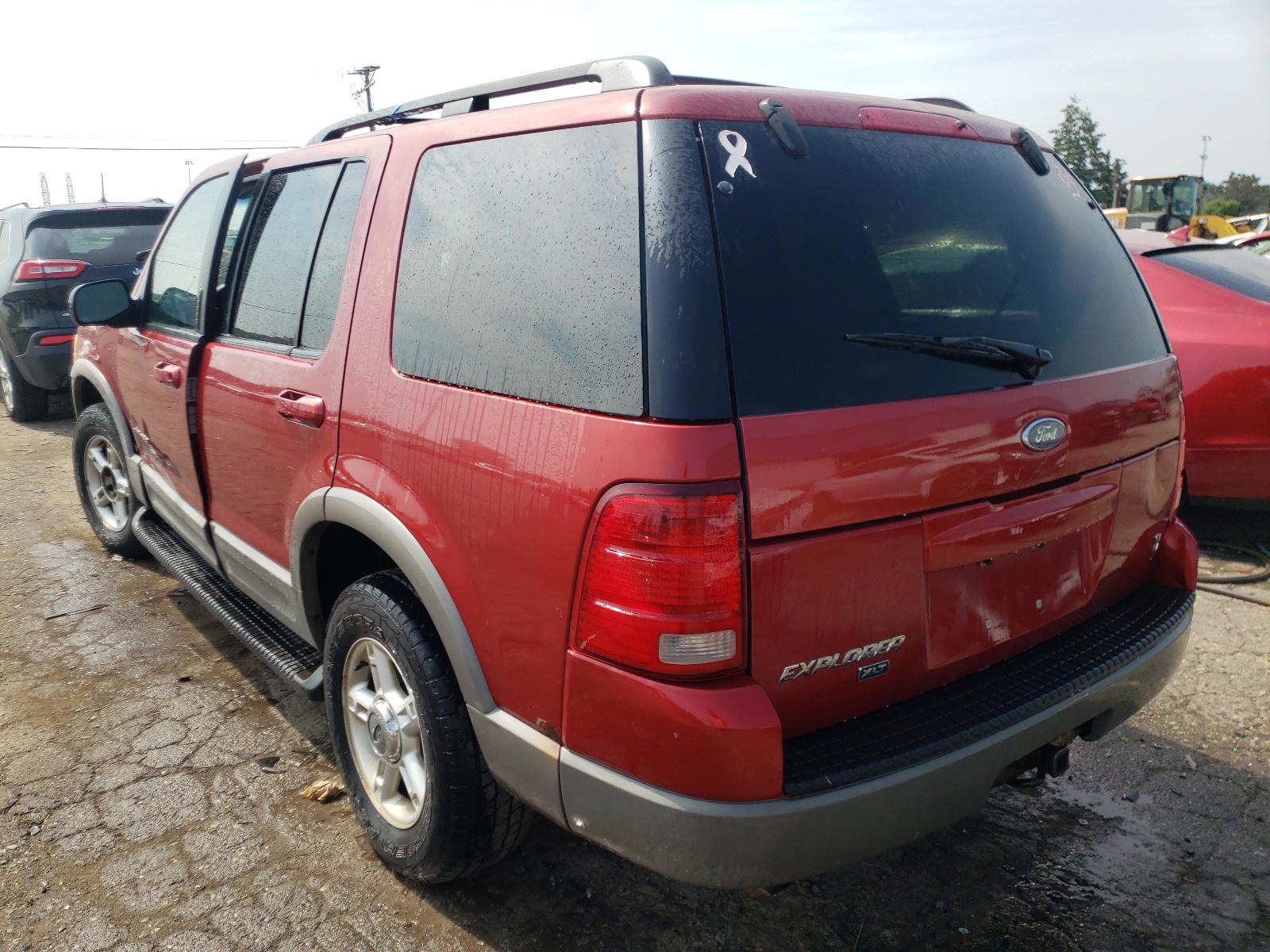 Photo 3 from auction – 2002 FORD EXPLORER X with VIN 1FMZU73W02ZB68638